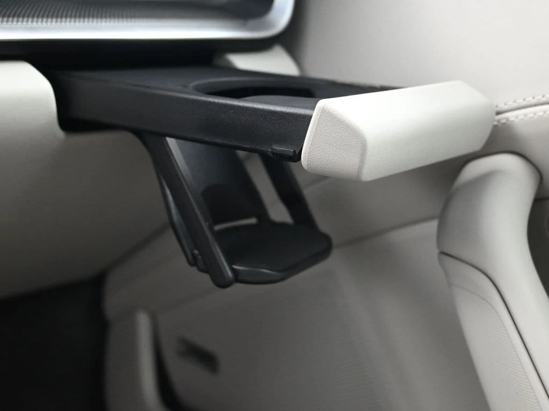 mph021_2202847673_5492cb50a9ffe3dd37614c49f8df6c9bx_c26ff7d835