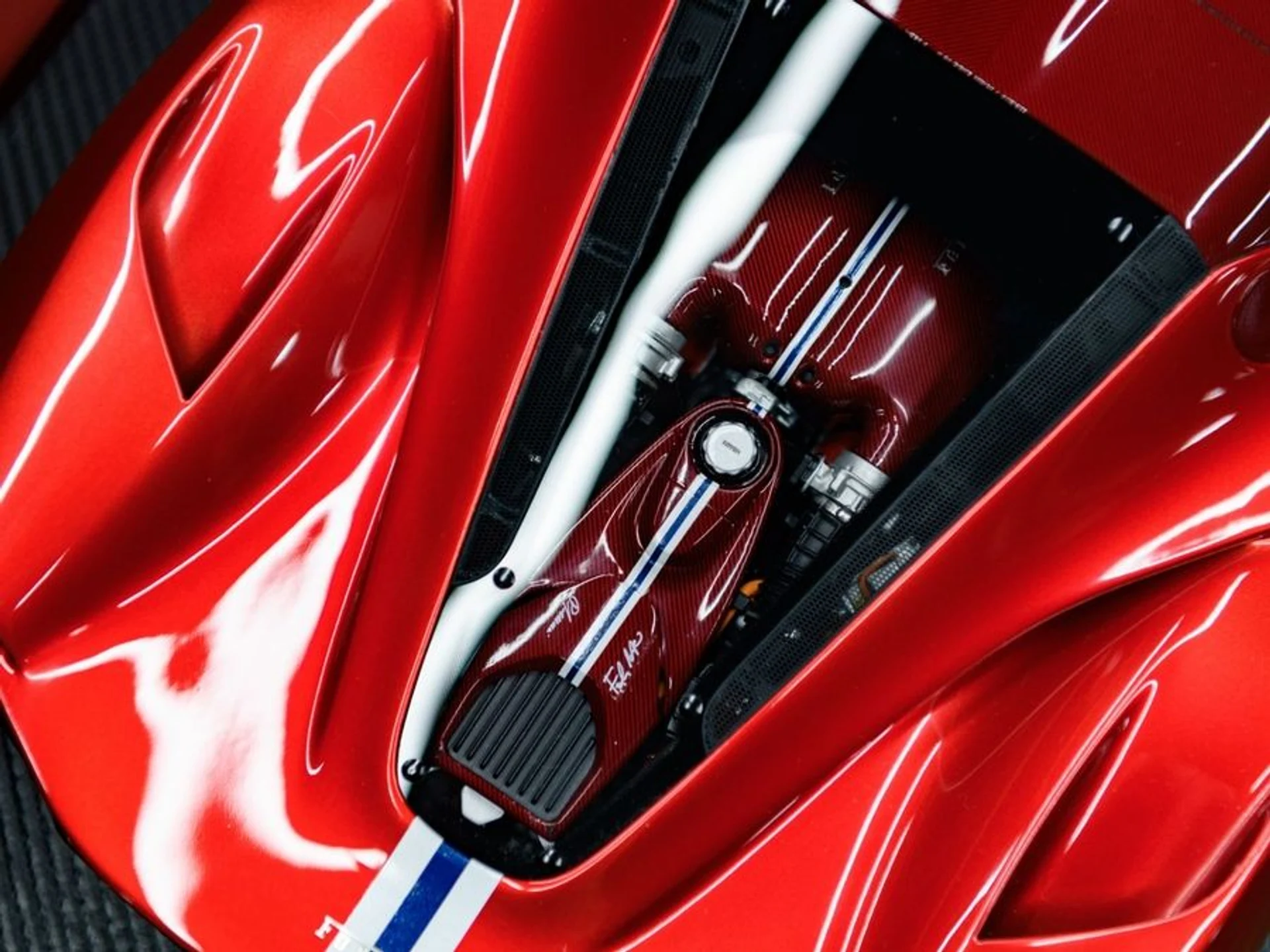 mph021_2205574504_50b0e719_22c5_4c43_b671_76834ff2c469_e1a5112a3c