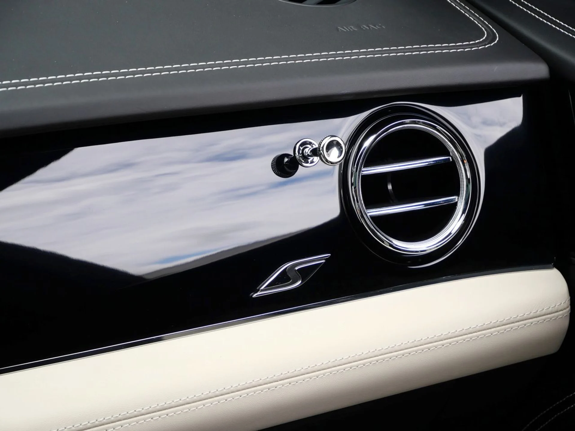 mph021_2207041462_a58e725dee28fcf9d2e747e1b5b5c49ax_fd759841be