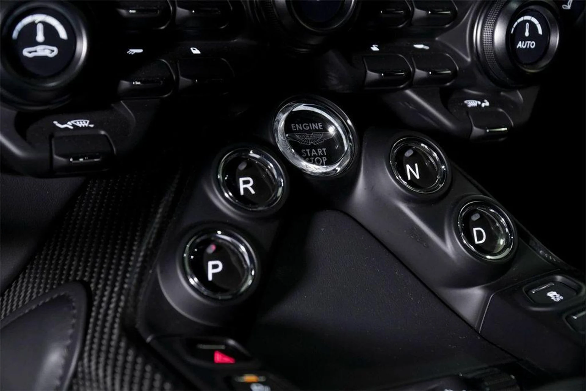 mph021_2209950959_2_Tgg_U4_OE_c1af_TX_4iy_Ij_Gucg_b_A_130ea2b8fc