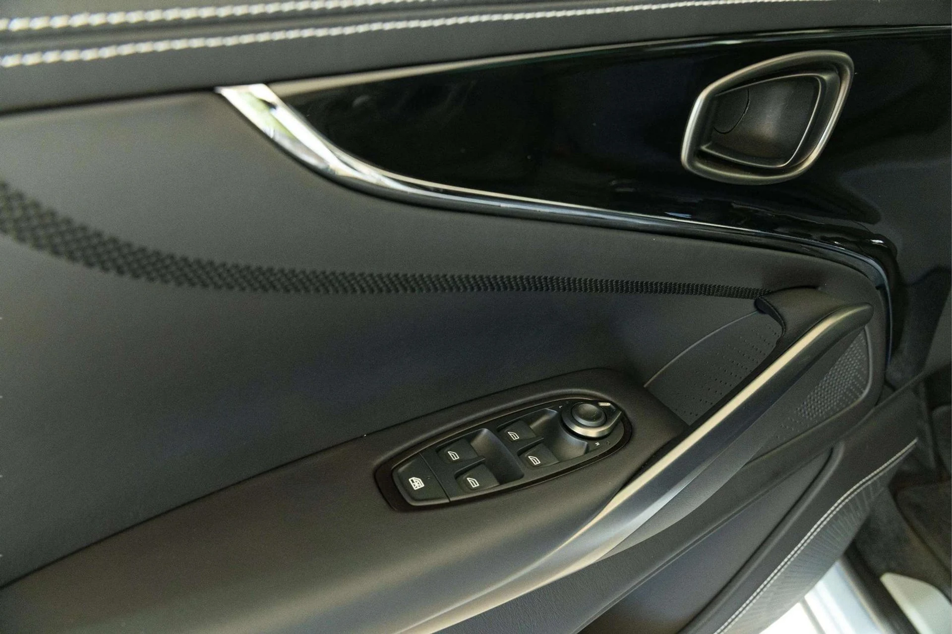 mph021_2212794509_c44f5ea7_f2bb_4b75_9eac_2e3ce8ebbe31_5c130741e2