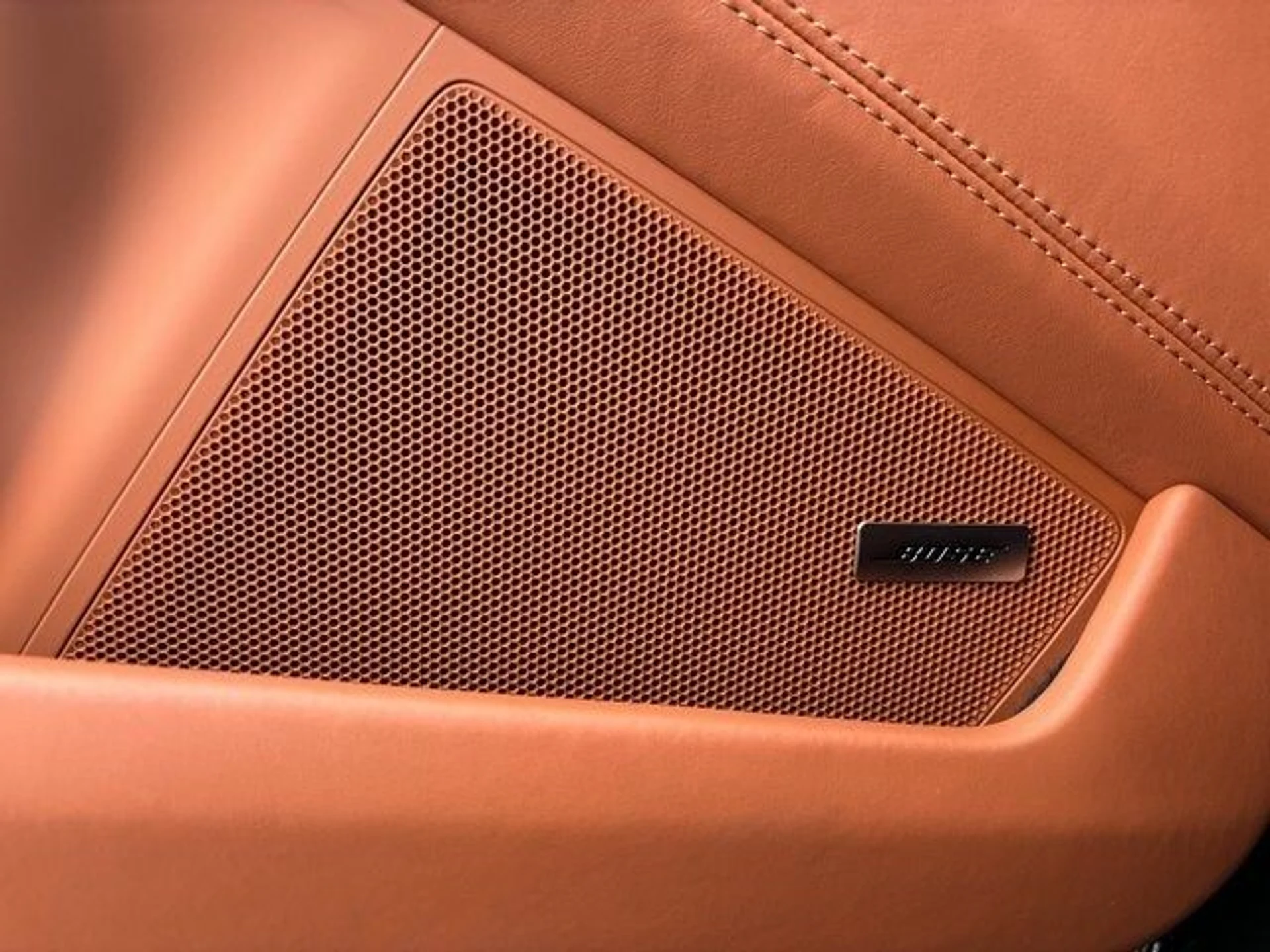 mph021_2215915523_e62a51335c0c1bece65a9b4de4c5d43ex_070d93f351