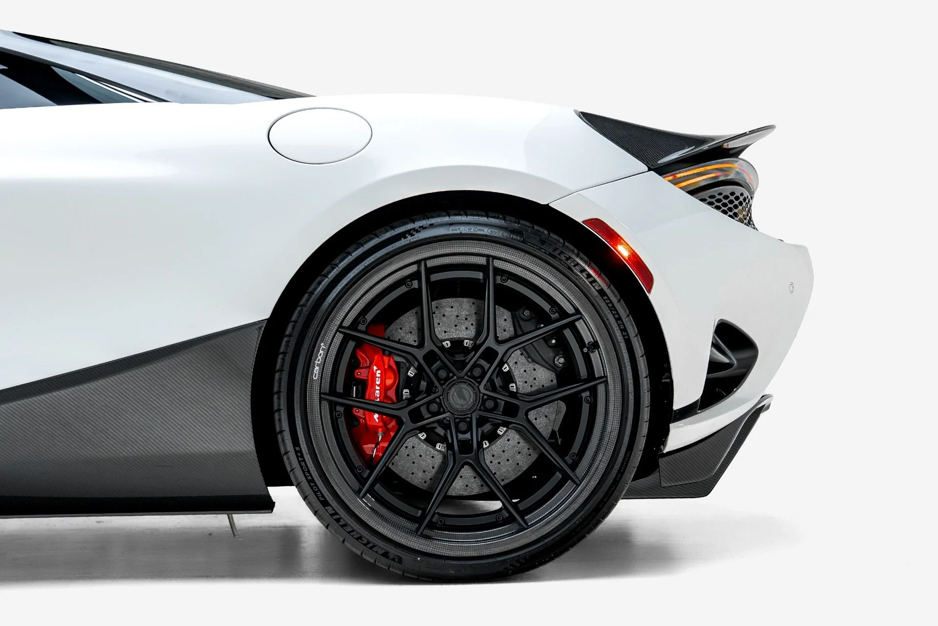 mph021_2220491194_Used_2024_Mc_Laren_750_S_Spider_1788366778_502b9be838