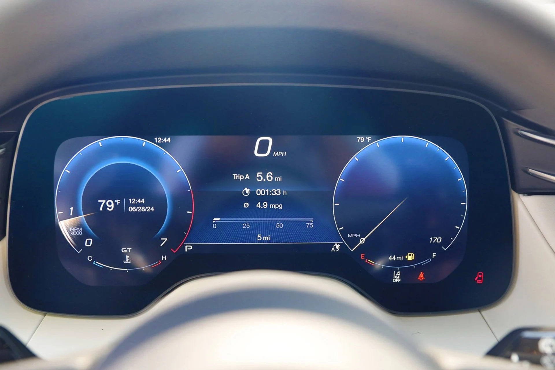 mph021_2226672969_5fda2e6f50b5439c9d0ffcd548c813b2_835e70c736