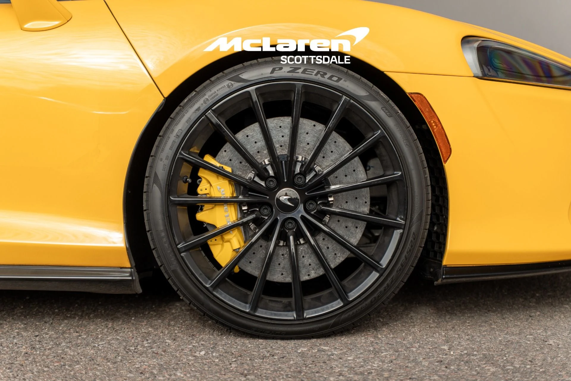 mph021_2238125336_Used_2023_MCLAREN_GT_1760768654_b00d02fb5d