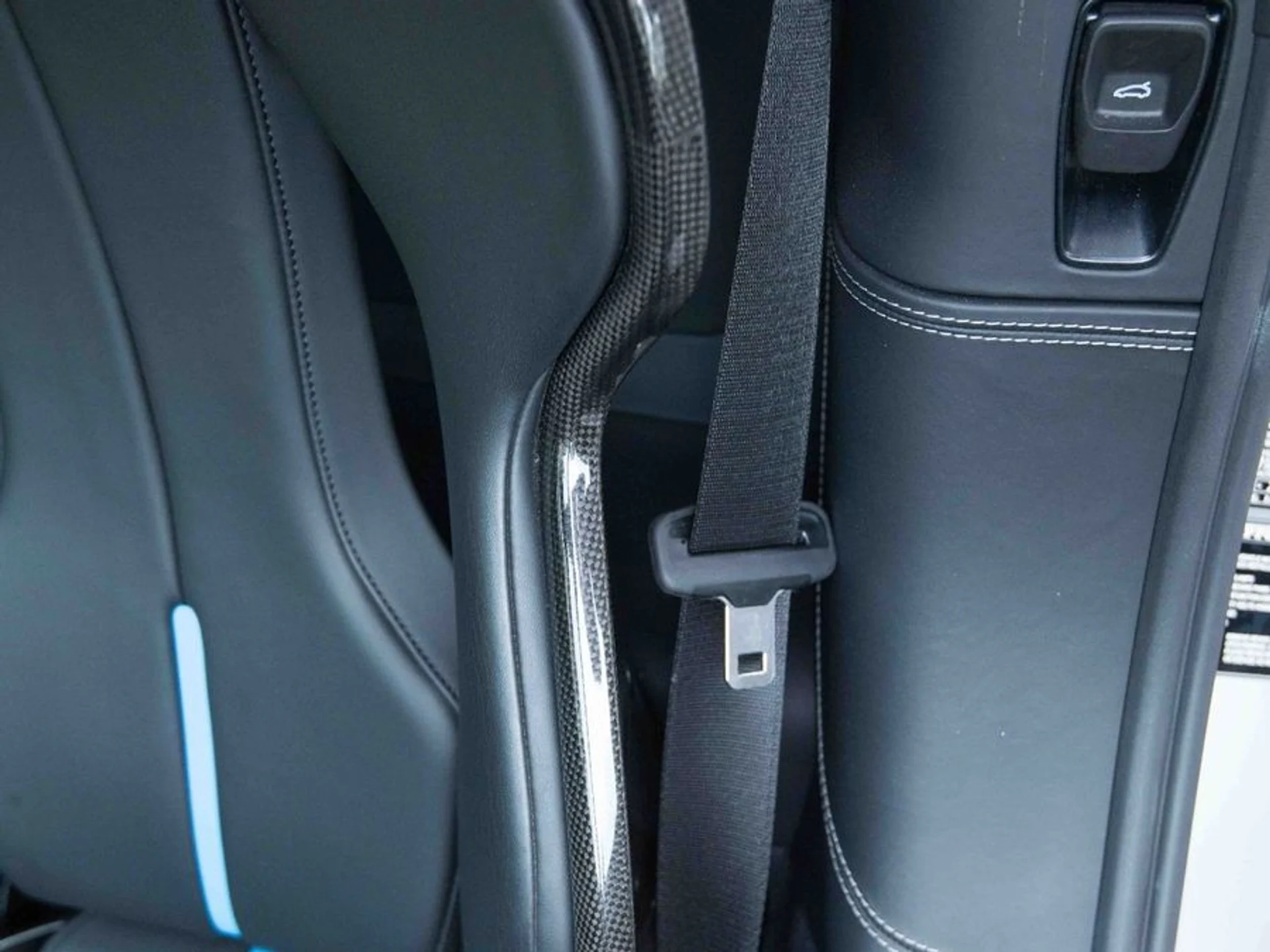 mph021_2250623710_69f382ef_213b_438b_ba7f_3eb7d7f4dc5f_ffe85a4594