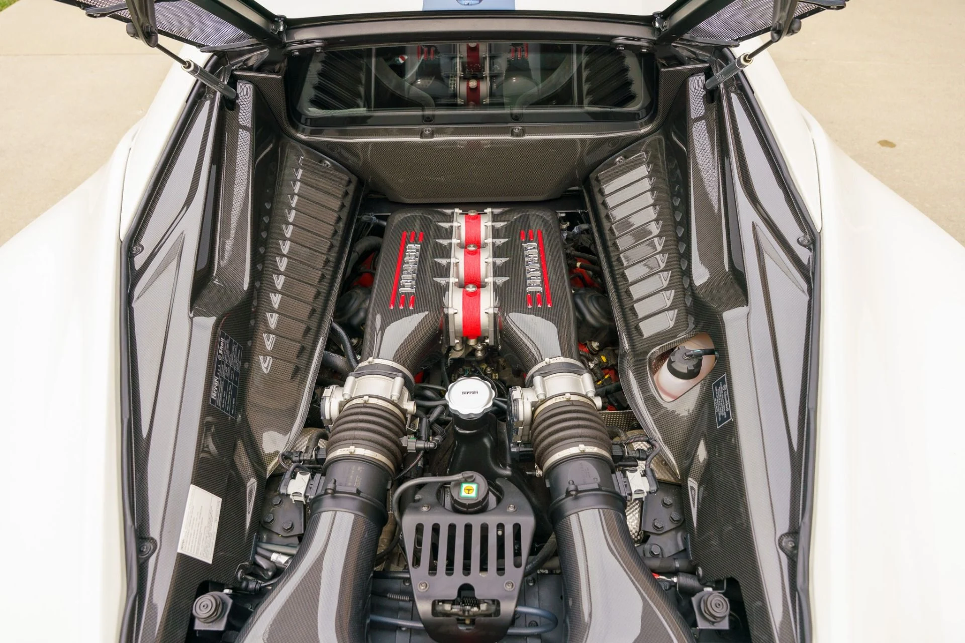 mph021_2252664436_Used_2015_Ferrari_458_Speciale_1754332080_3c85e4c206