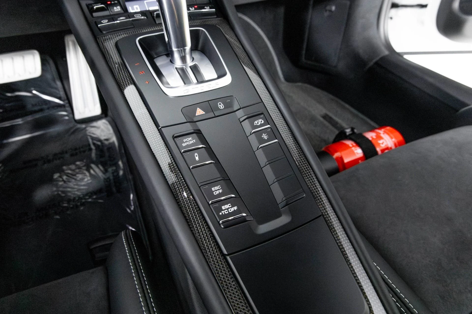 mph021_2254340704_Used_2018_Porsche_911_GT_2_RS_1762386666_a884e8cdd8