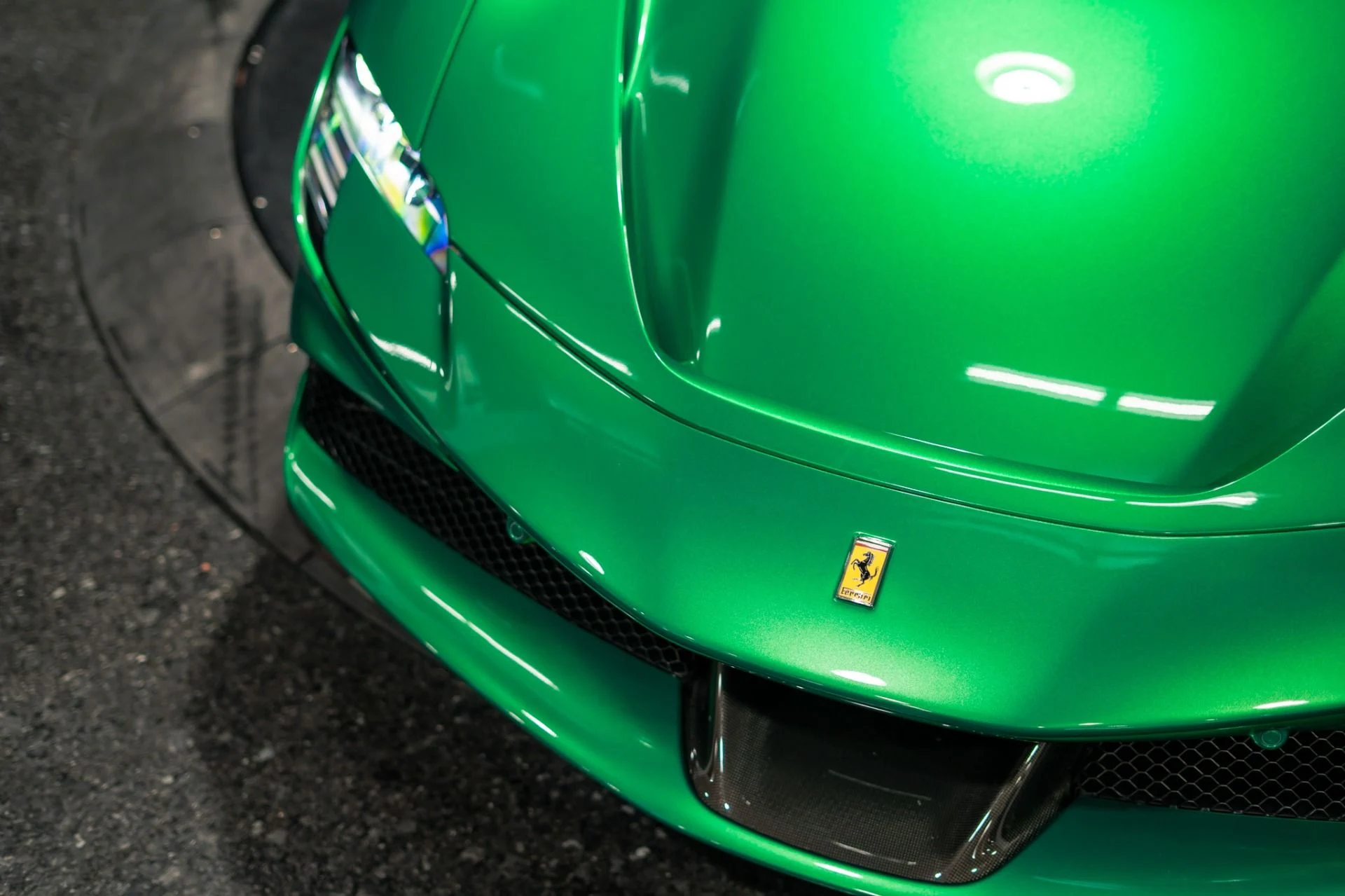mph021_2259676125_Used_2024_Ferrari_SF_90_Spider_Extra_Campionario_Green_Jewel_711842_MSRP_1784911188_f245ecf88d