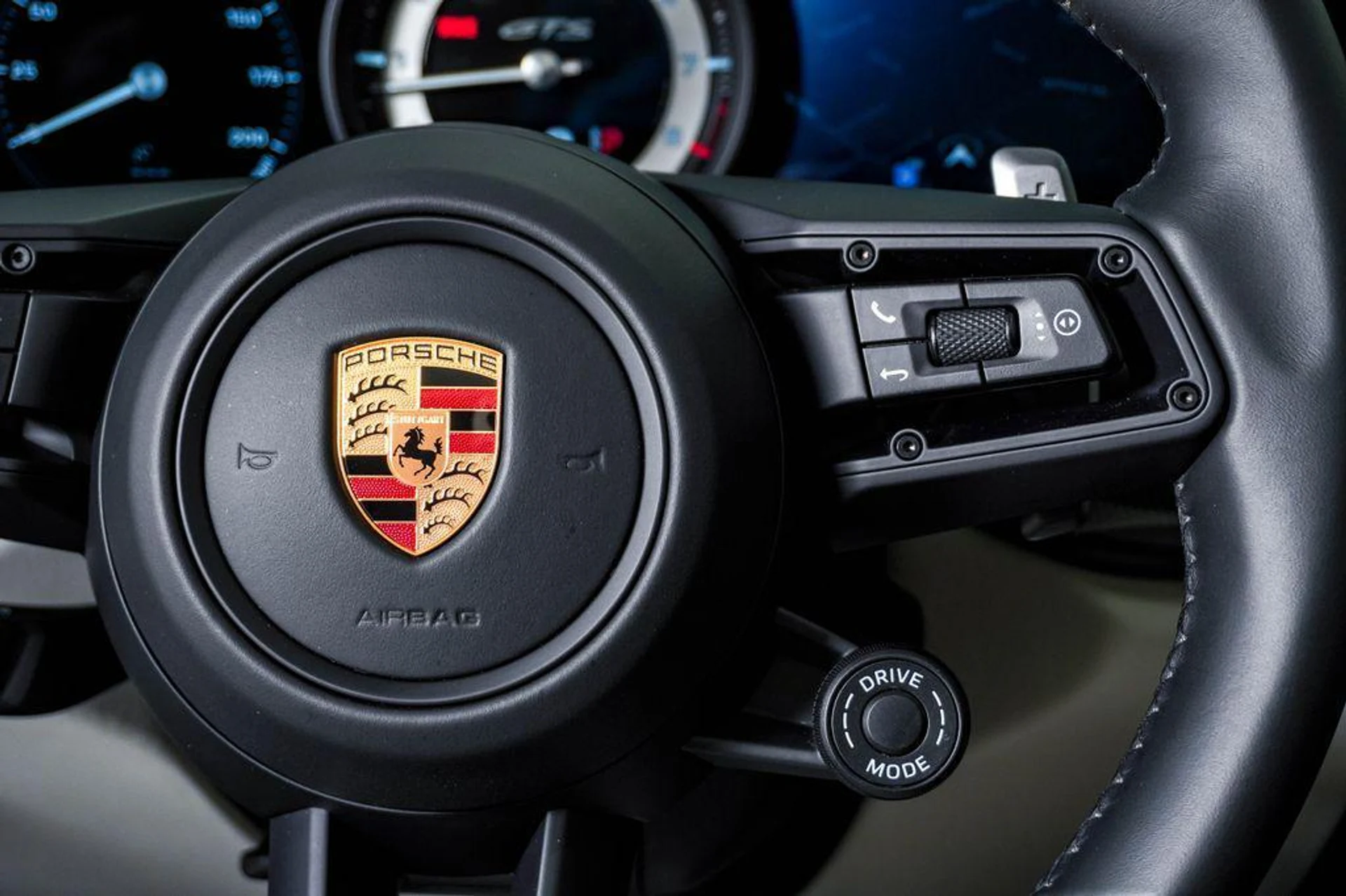 mph021_226152749_K_Hrz_V_Cyp_Ek_XG_Di1kgyzjx_5_W_b_E_13270acd69