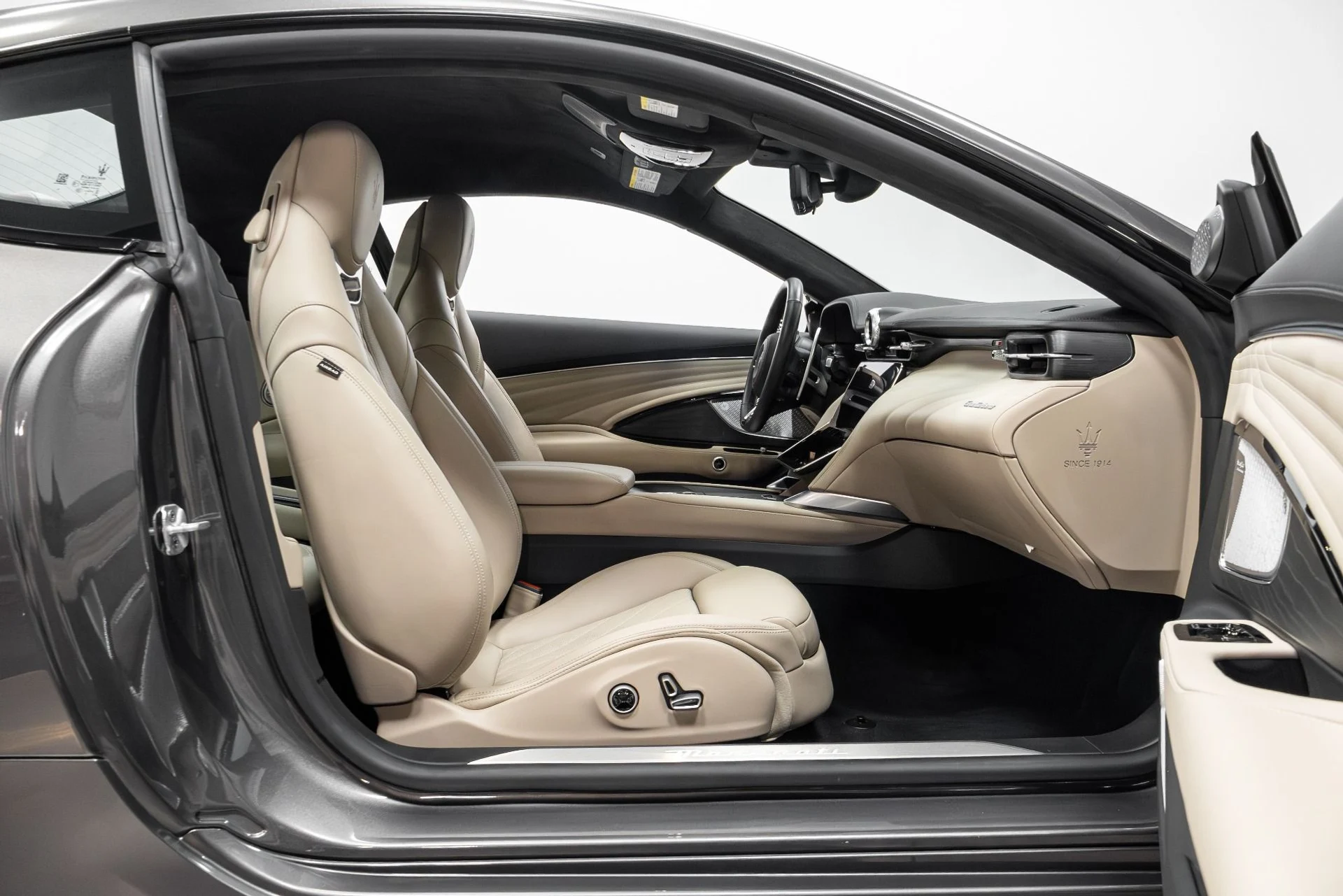 mph021_2262584072_Used_2024_Maserati_Gran_Turismo_Modena_1769639999_3329f86ac3