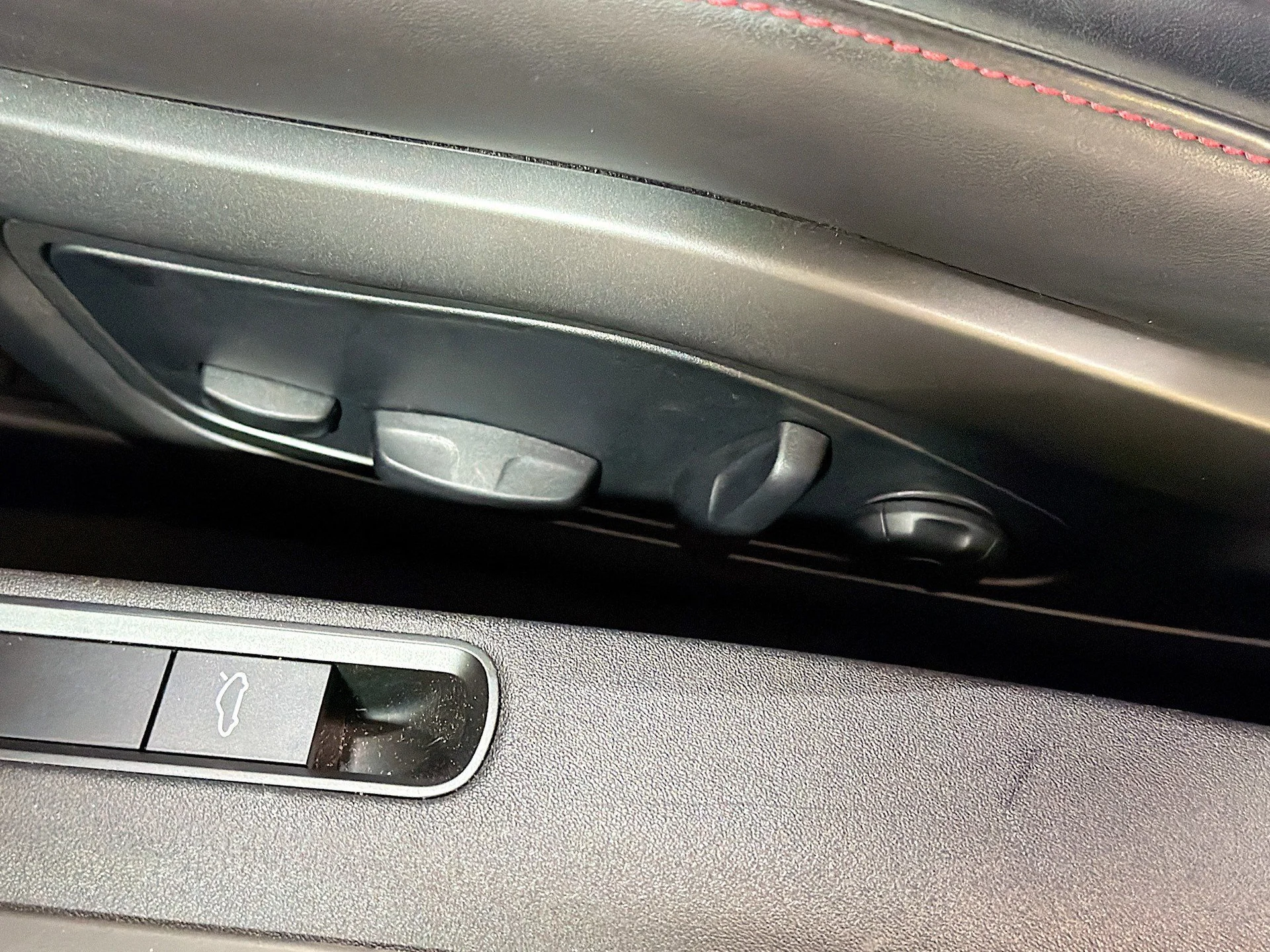 mph021_2268487095_2019a1218a6d5127aea8d14504511a33_3f5739489f