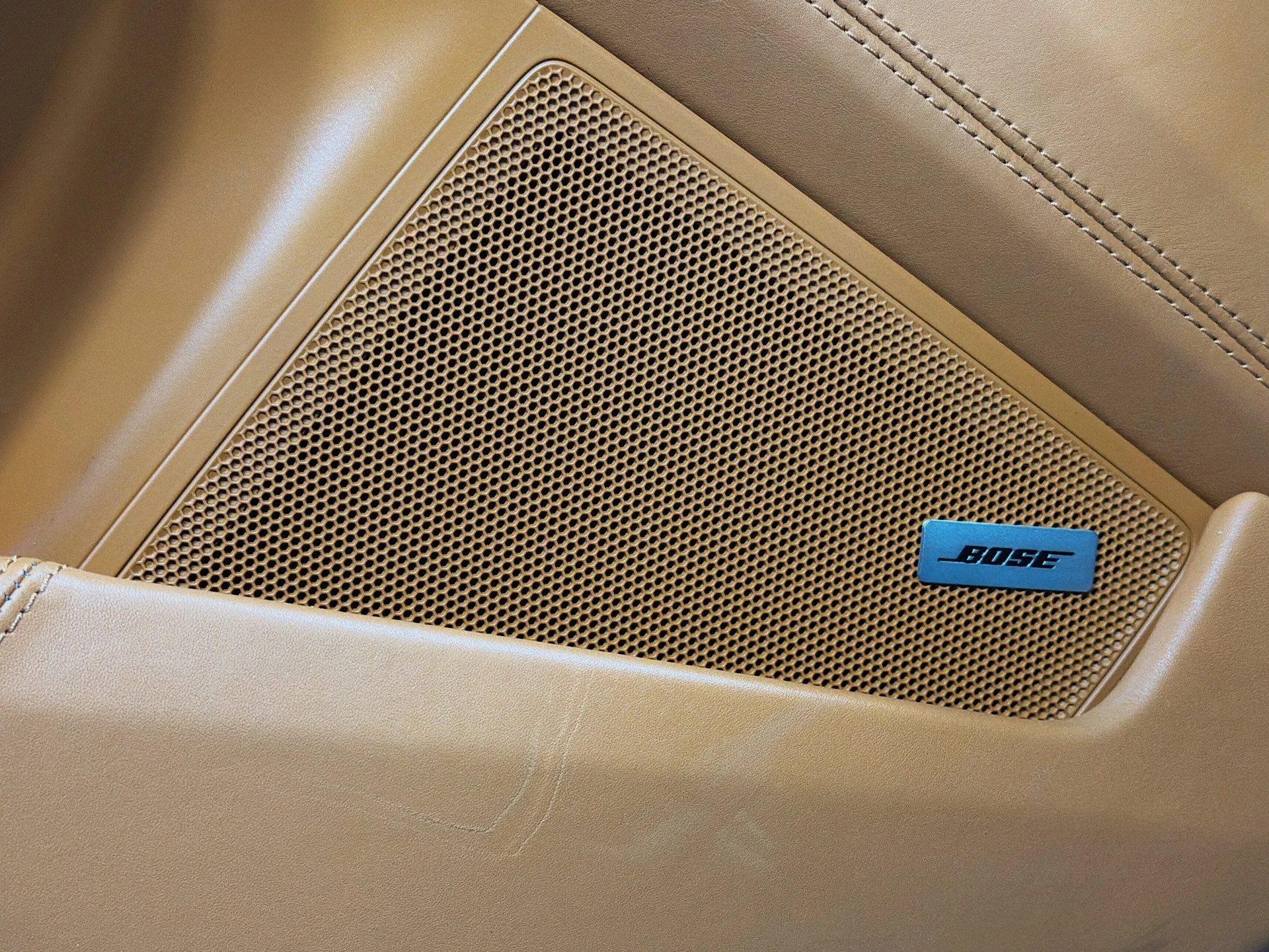 mph021_227589487_bb88762826ffda8f8274c582e5a54cec_e714518b56