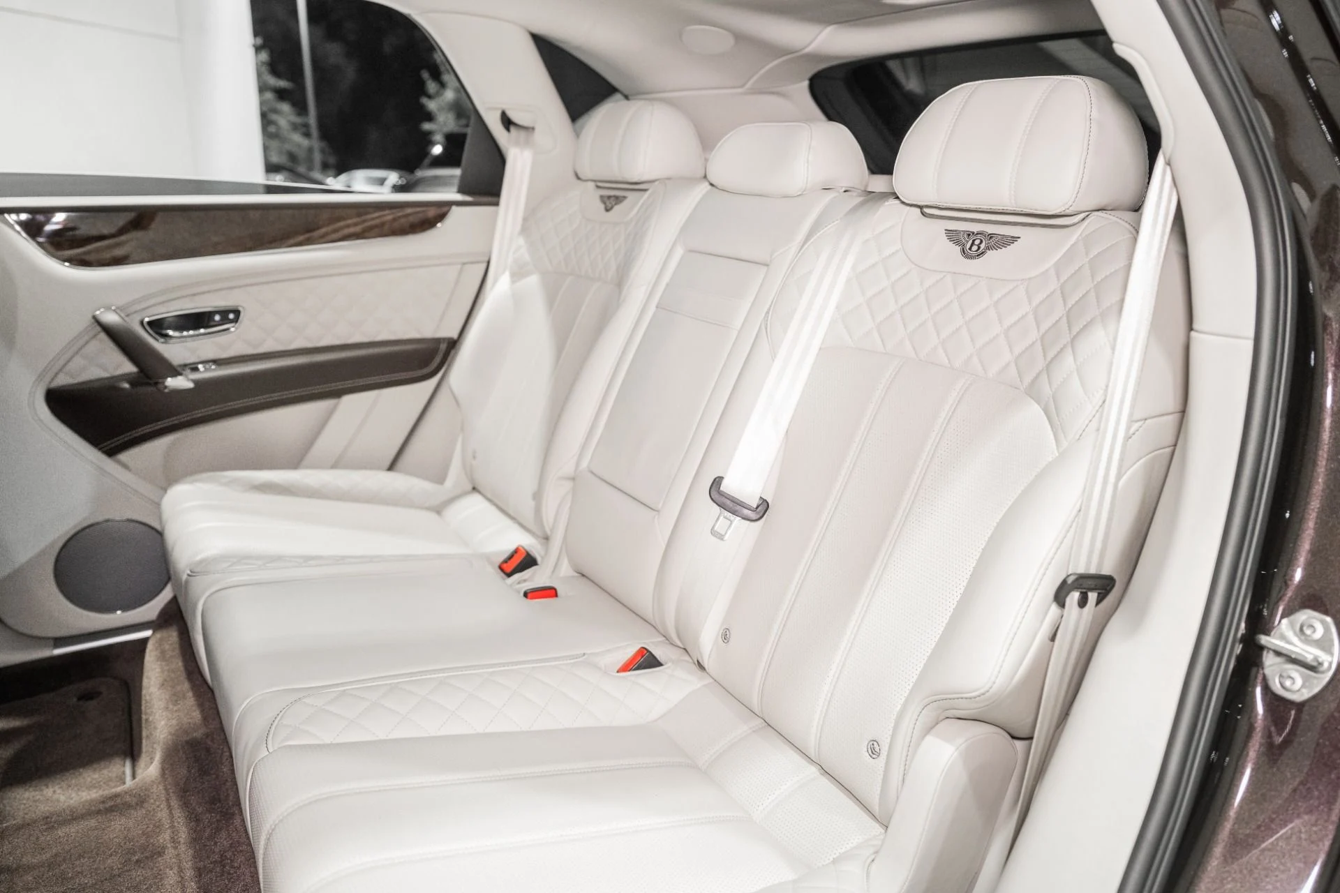 mph021_22766233_Used_2017_Bentley_Bentayga_W12_1791218079_7bb59346f0