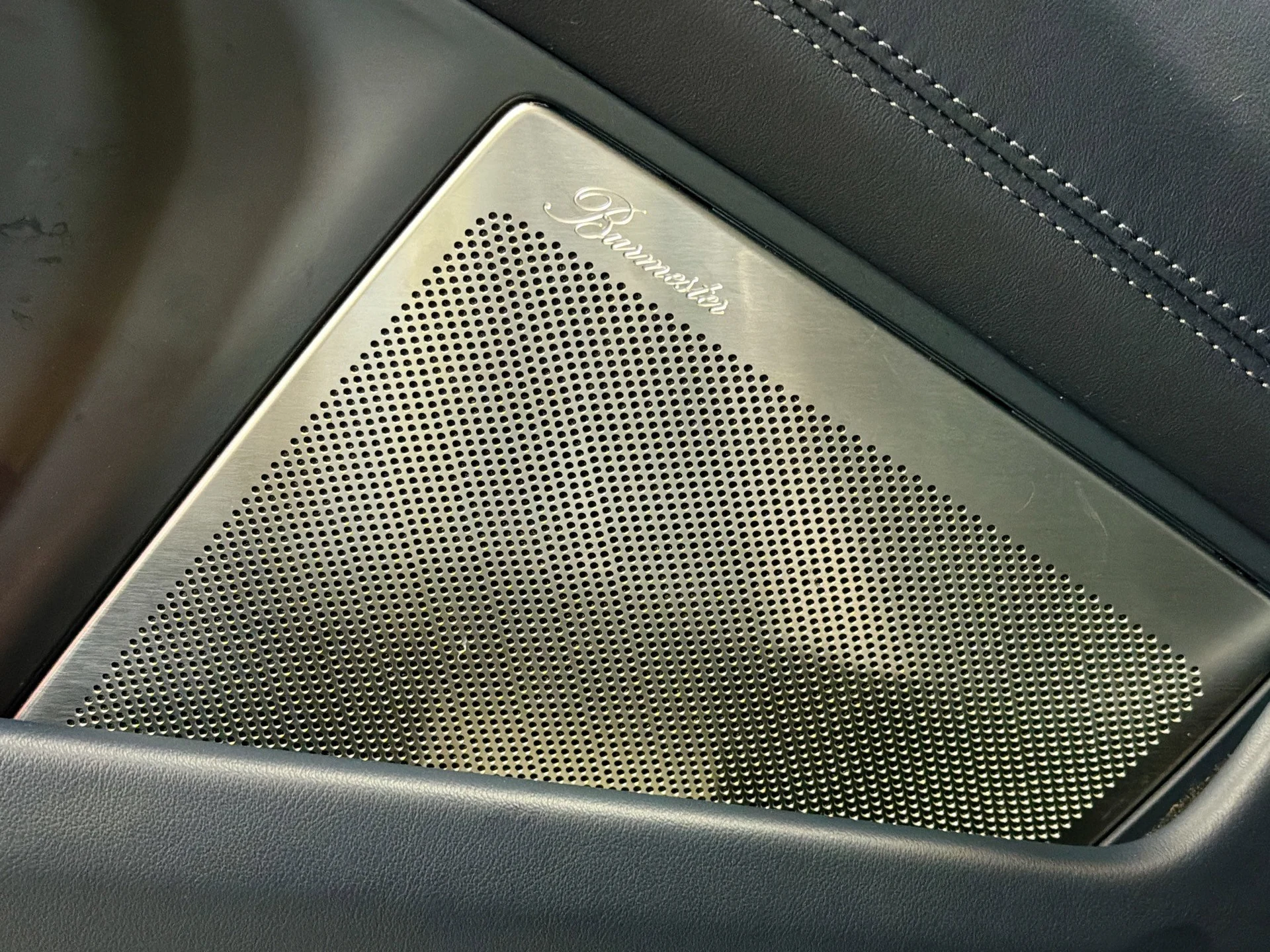 mph021_2277236632_351549e951b7bc3b8a7e87735348100e_b3a0fed20c