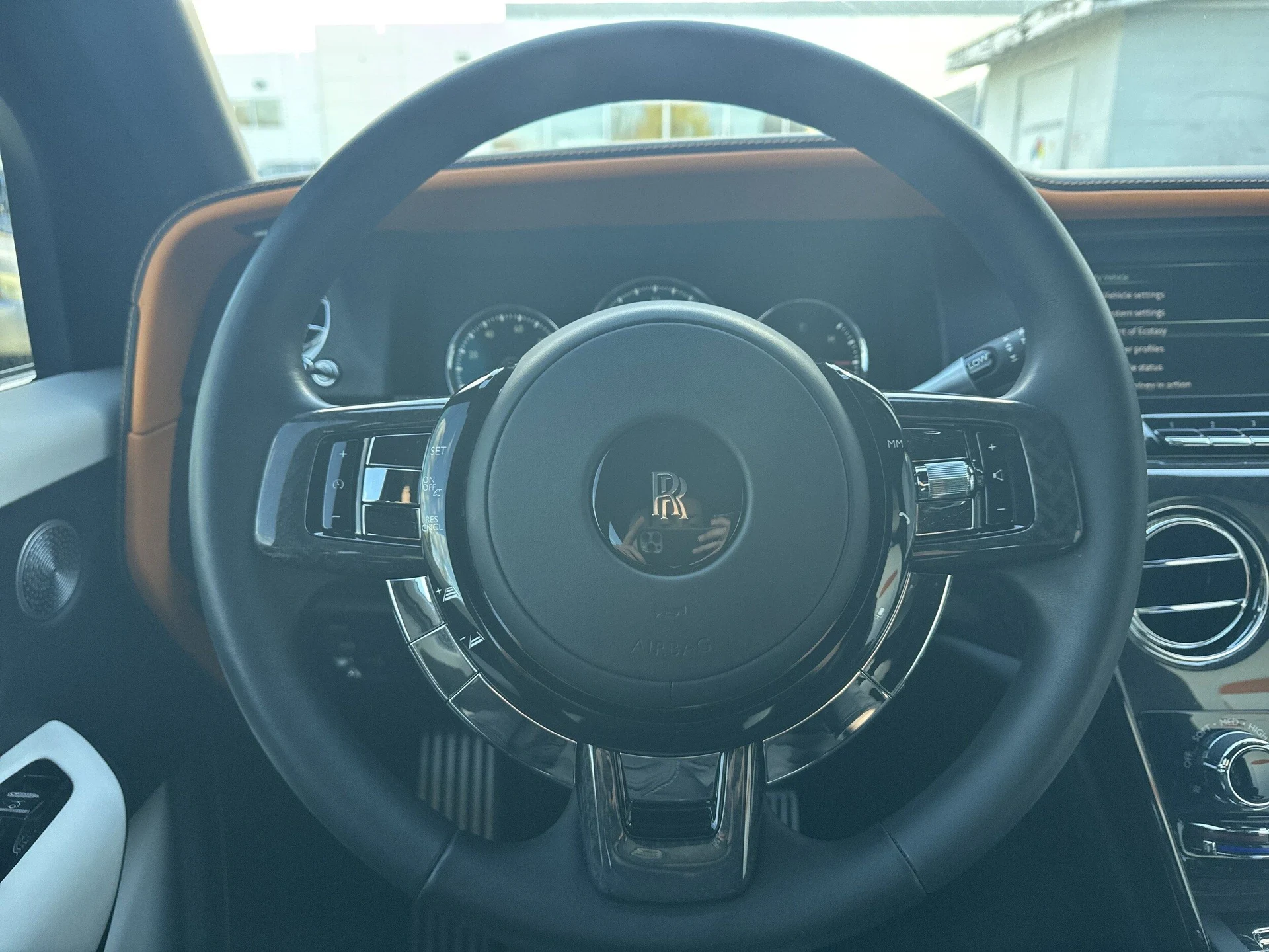 mph021_2281249767_da9f1df819141c45b059e1fe6bb8489bx_83606cb6e7