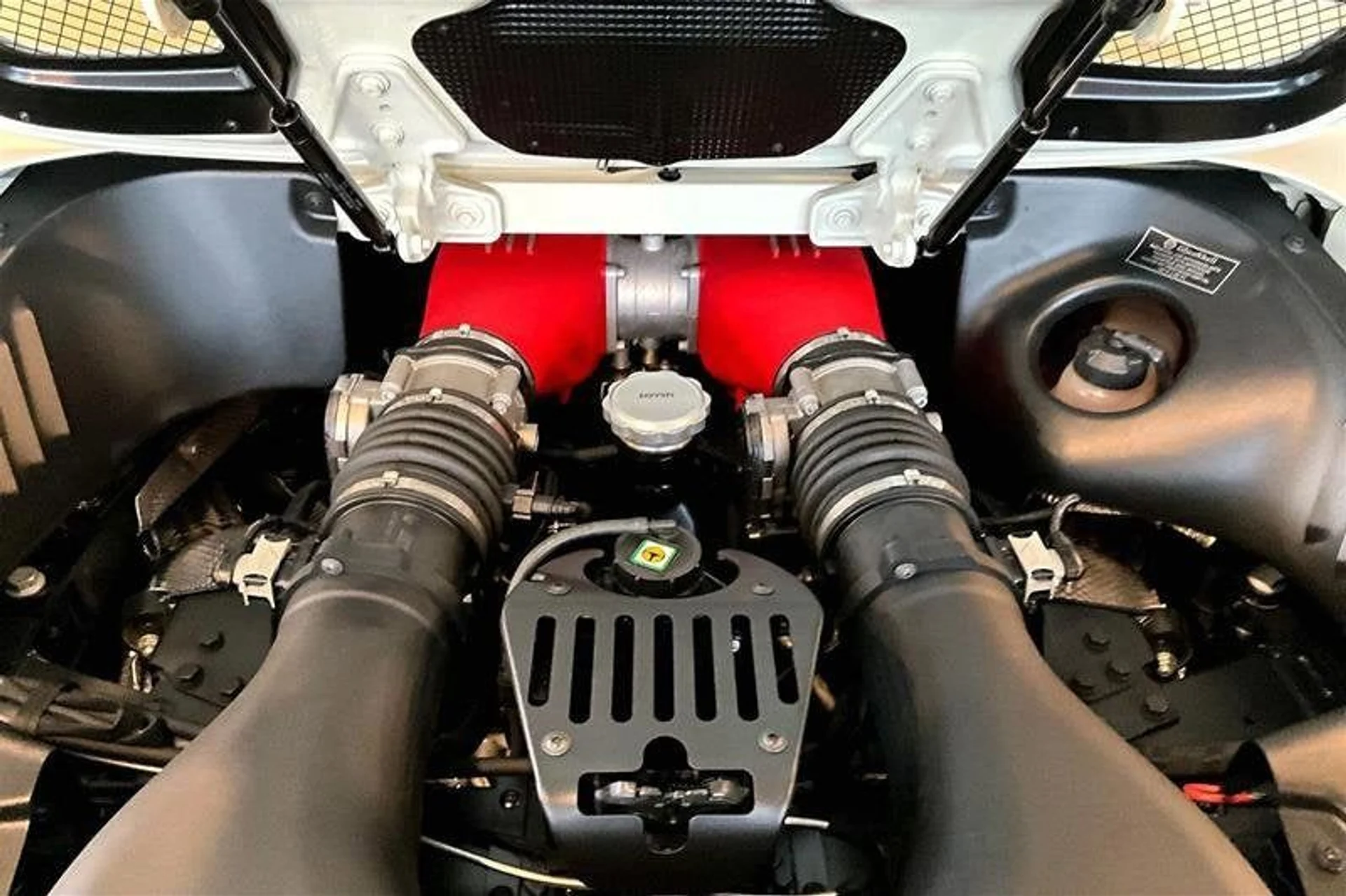 mph021_2288439916_c4e1639edc95459c9cedd8a0b2cd388d_8cffcfd148