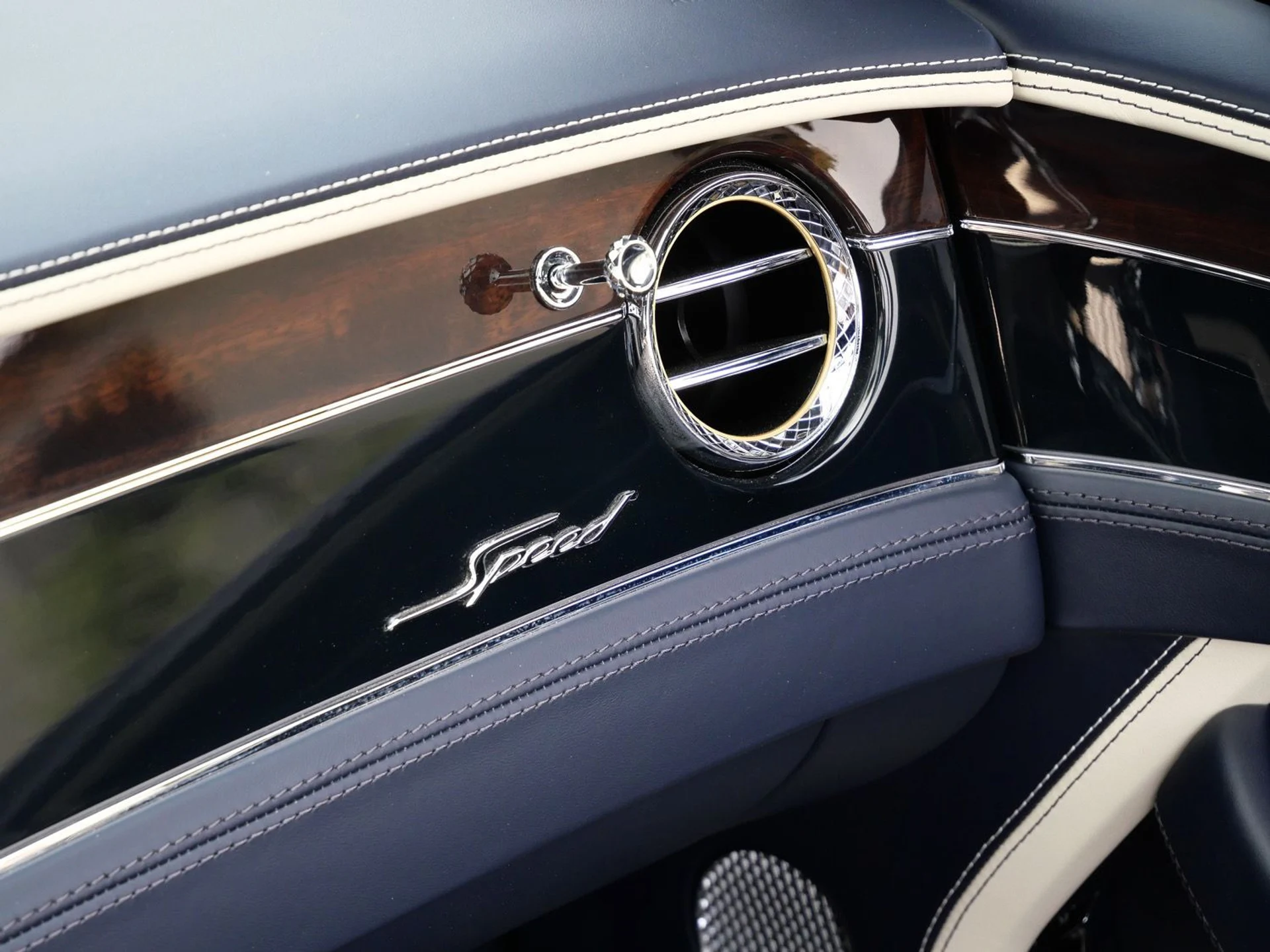 mph021_2291270793_7348d12a8361fdbe3f7606e1ceaf038ax_d77fea4dc9