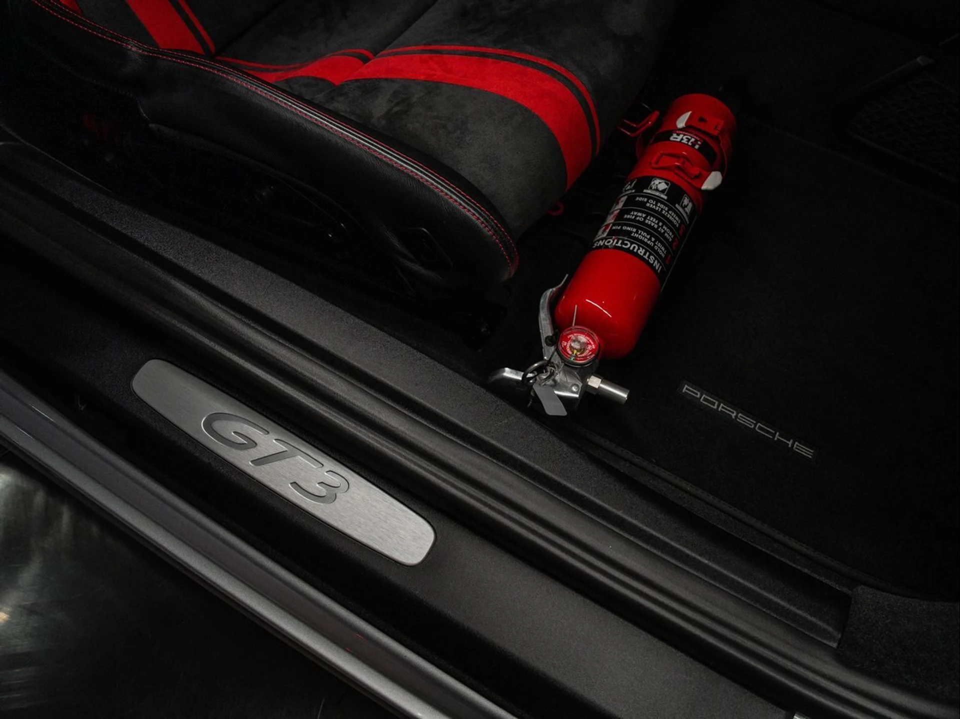 mph021_2296772714_e2bd265d757a2fec4426a4e7a63be232_9873aae4e6