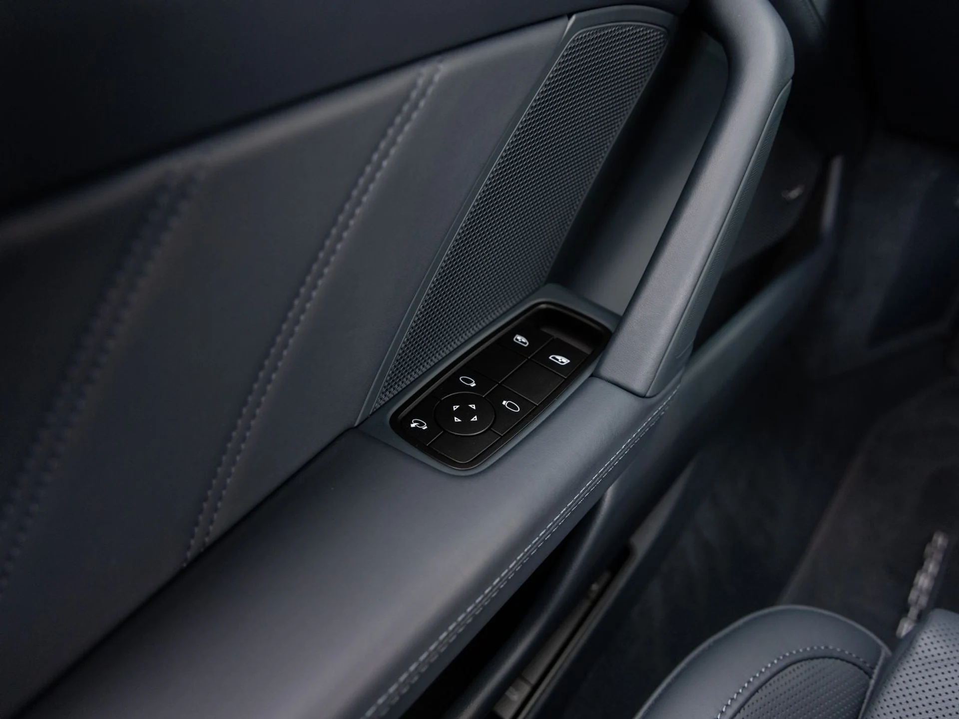 mph021_231157715_22_82a68ced98