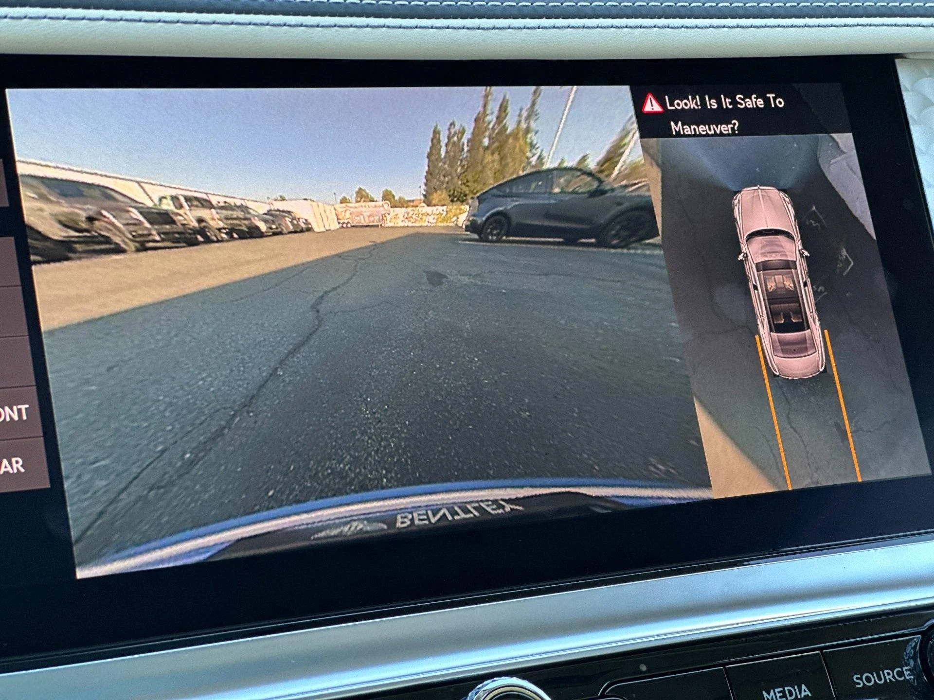 mph021_2319547545_Used_2024_Bentley_Flying_Spur_1760603853_d0490d5b93