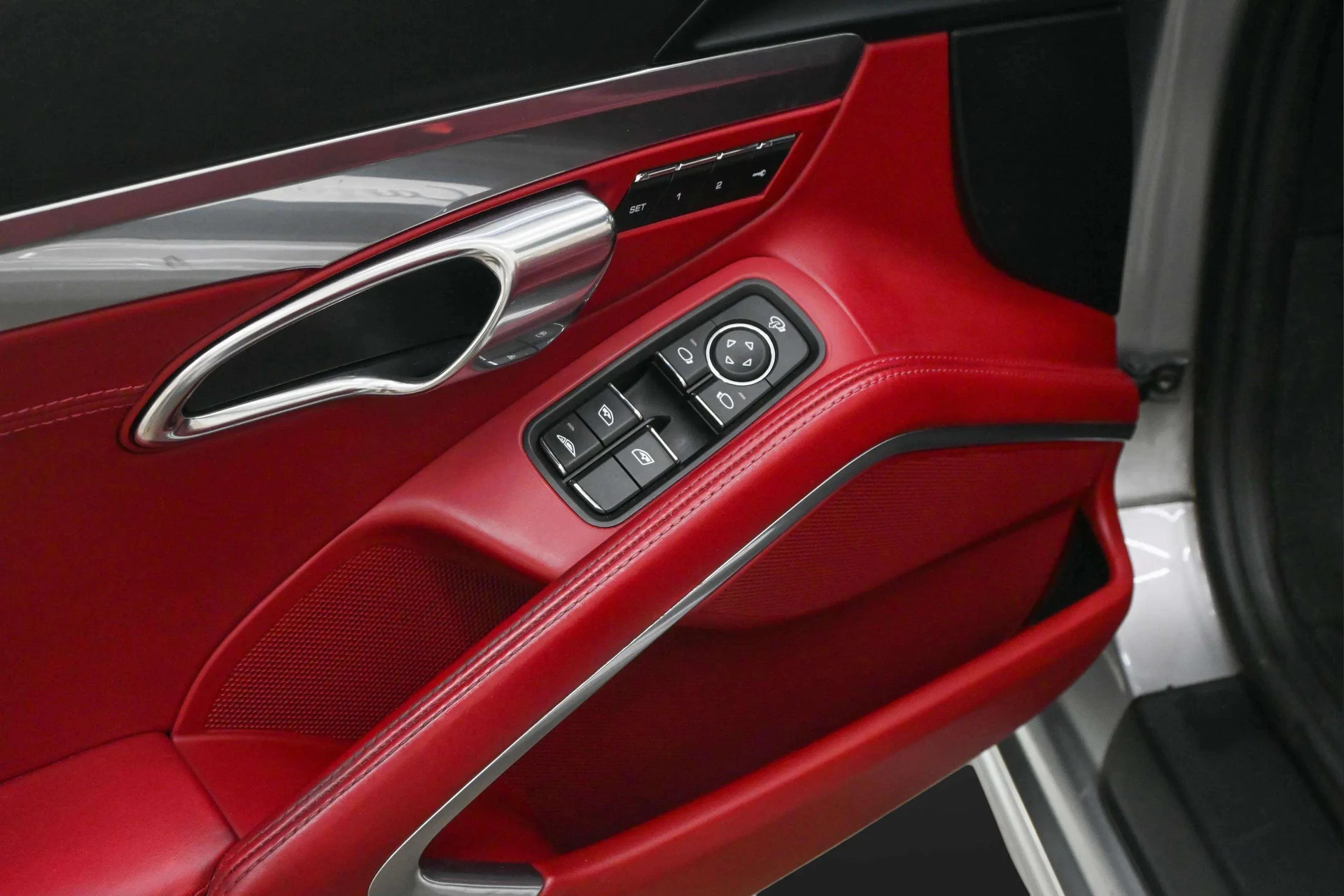 mph021_2320576333_0f51710a_7ad7_45d3_afd4_f93577b6cb17_7590f5256a