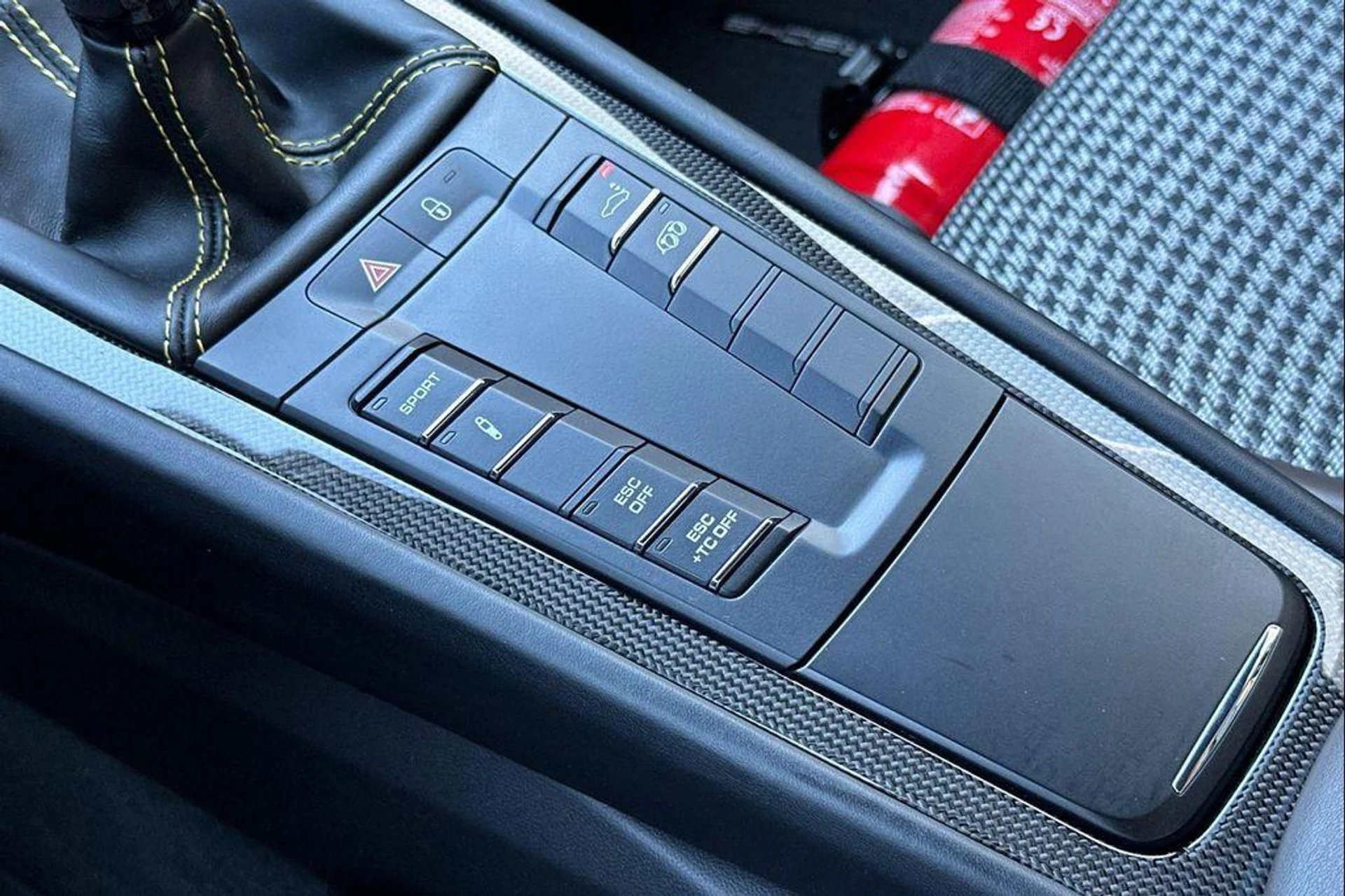 mph021_2325706402_m_OPLWZI_Us3_T6_WGGT_7c_X_Fs0_Xy_P4_e0b091dd6d