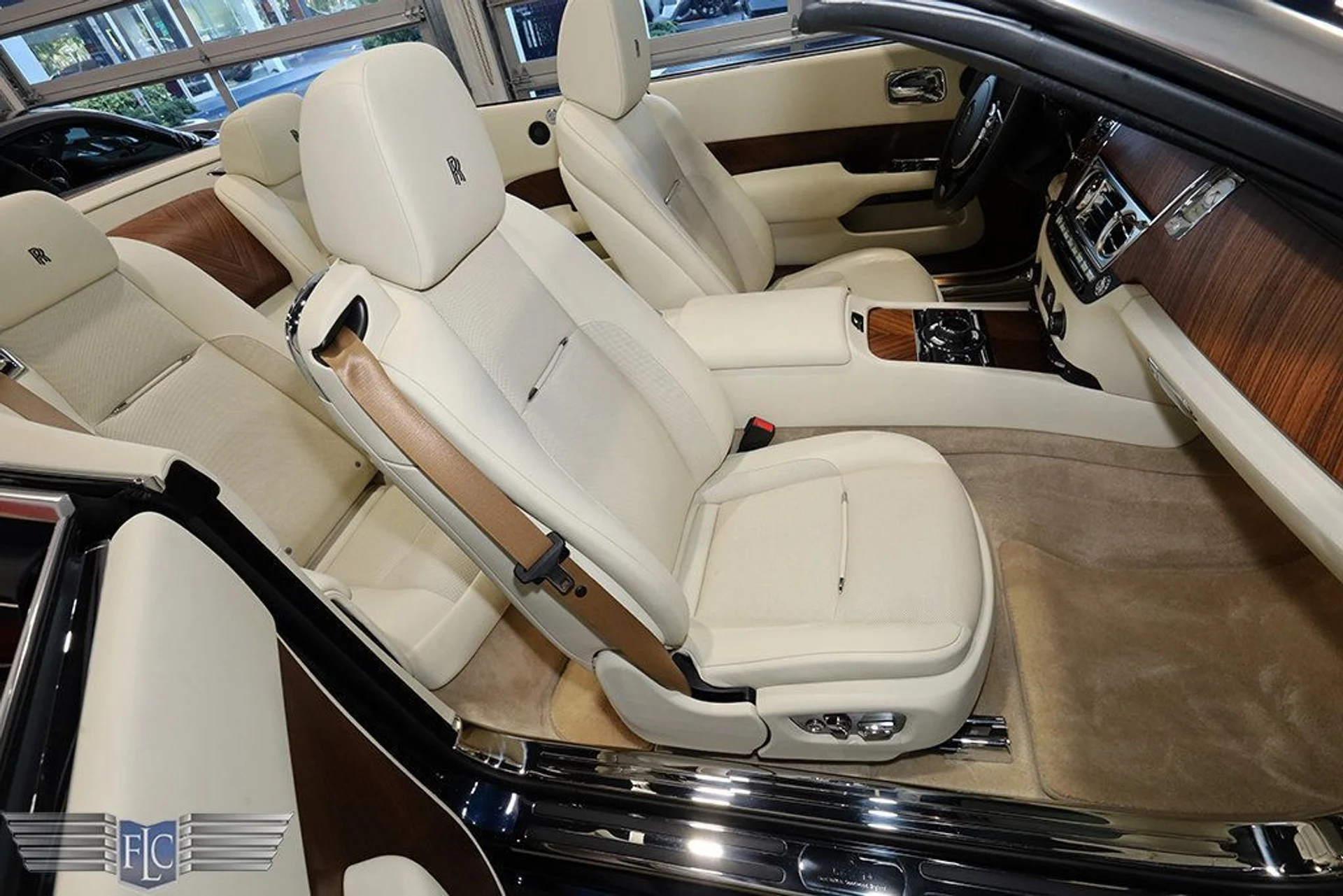 mph021_2330892907_used_2016_rolls_royce_dawn_2drconvertible_9689_23037962_22_1024_738cef2448