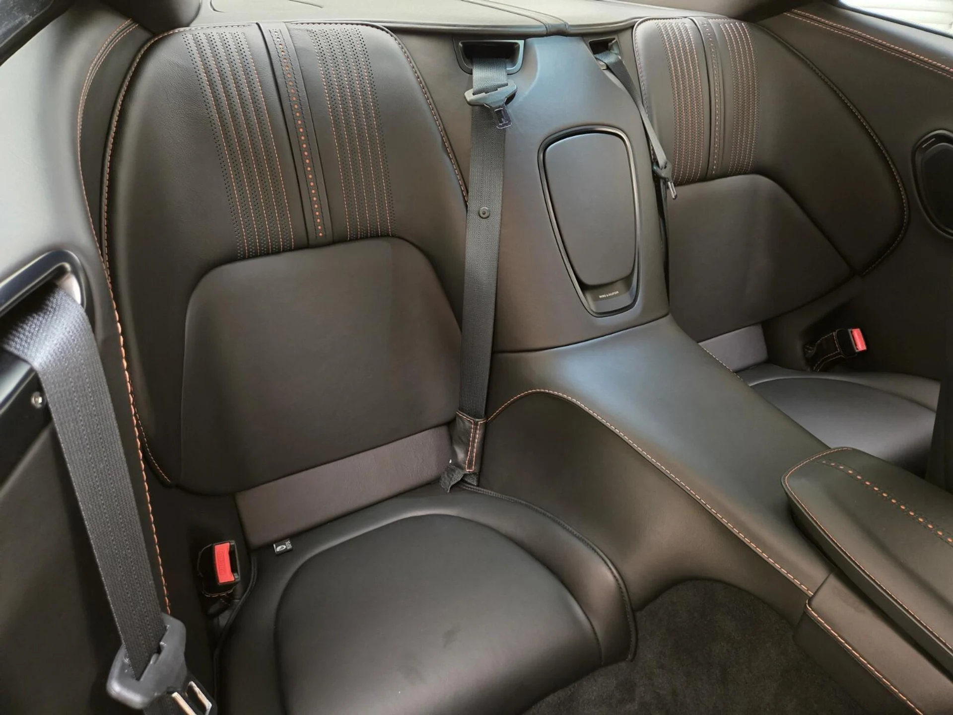 mph021_2332479986_Used_2017_Aston_Martin_DB_11_Launch_Edition_1765003834_acc3eaf554