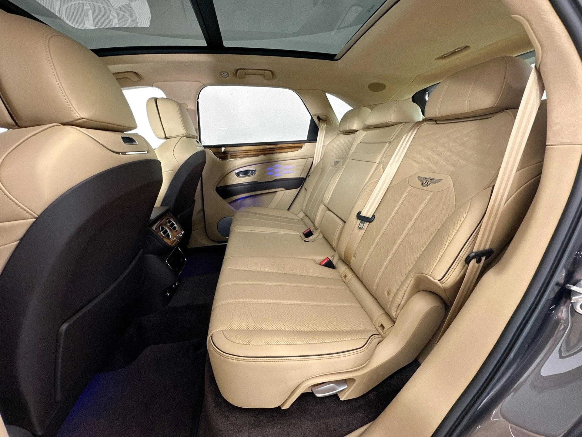 mph021_2332955242_22_3e2c544c6a