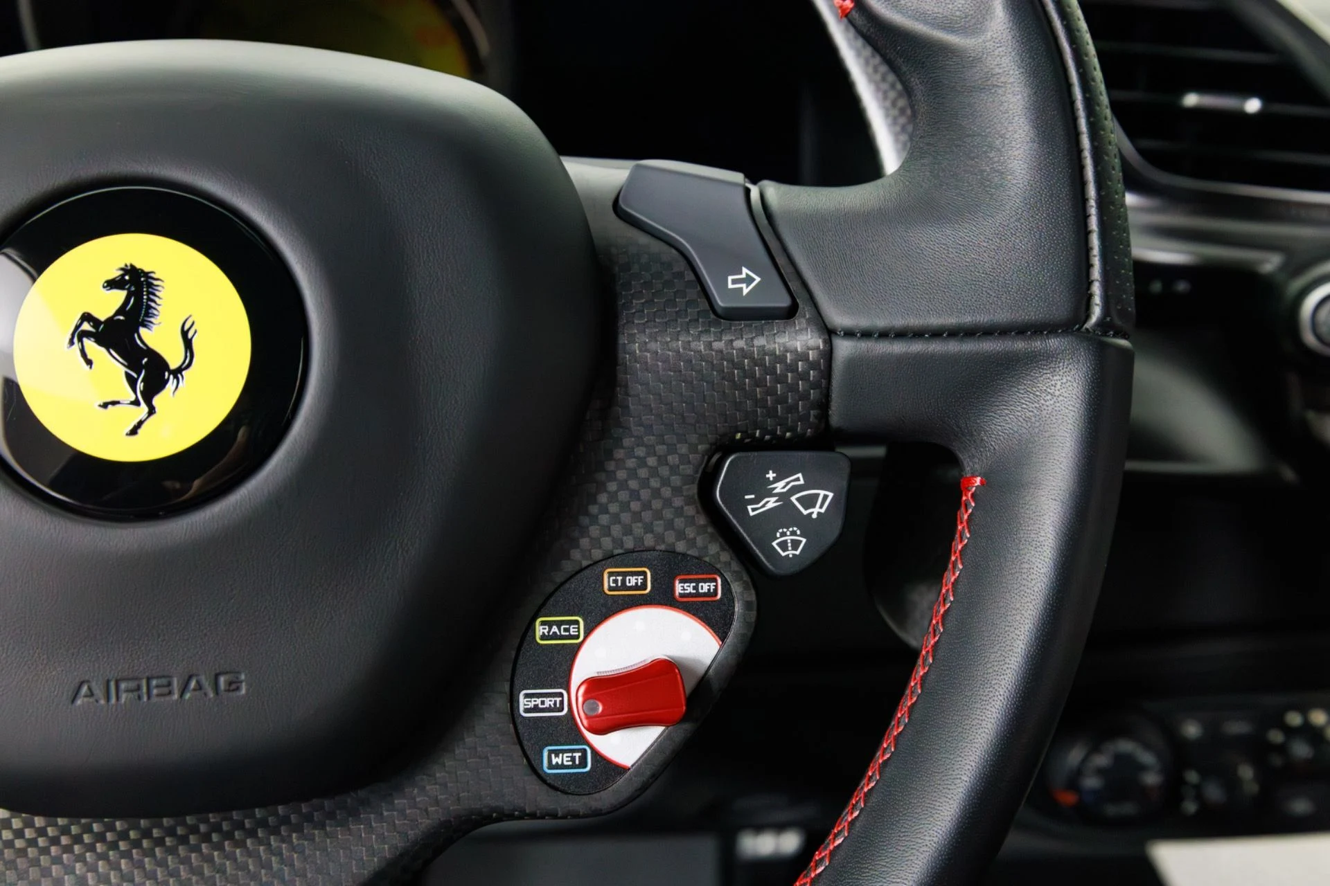mph021_2334071019_Used_2019_Ferrari_488_Pista_1780072971_a36338dec2