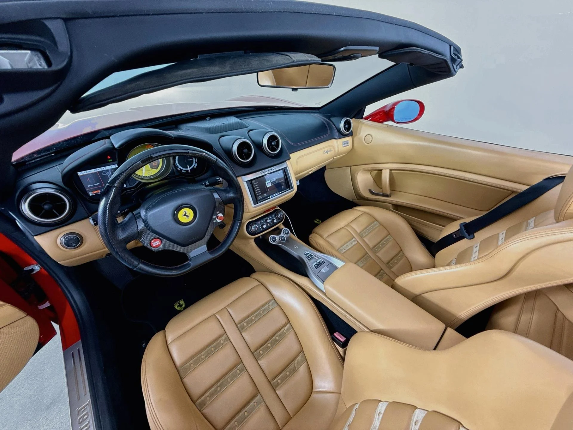 mph021_233484021_Used_2010_Ferrari_California_1790360475_f2abf0c9f2