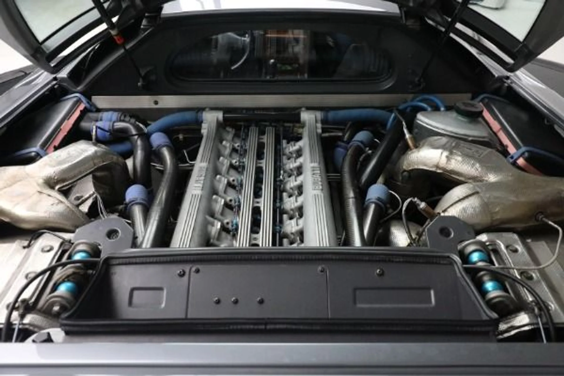 mph021_2339587308_Used_1993_Bugatti_EB_110_GT_a7d547a934