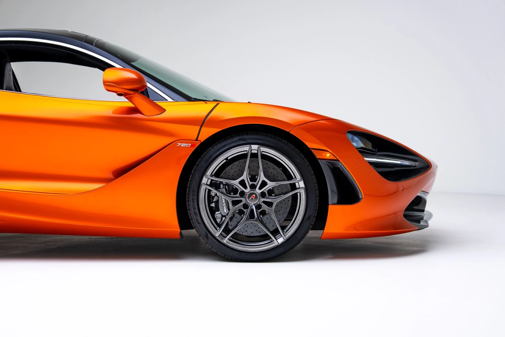 mph021_2339687612_Used_2018_Mc_Laren_720_S_Performance_1769552017_f728394930