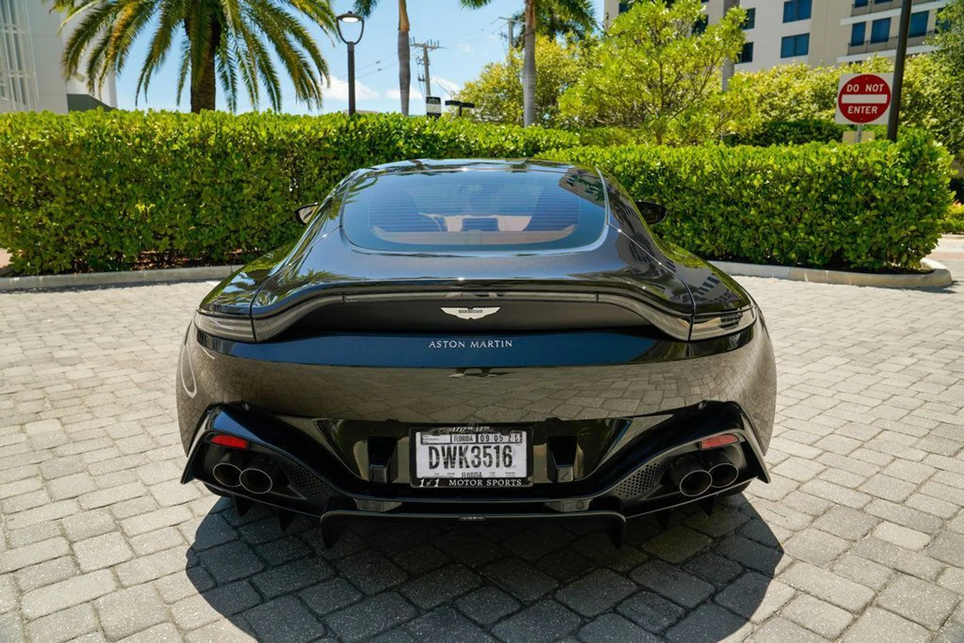 mph021_2343967806_used_2021_aston_martin_vantage_coupemanual_14354_22900621_22_1024_0af9b43c3d