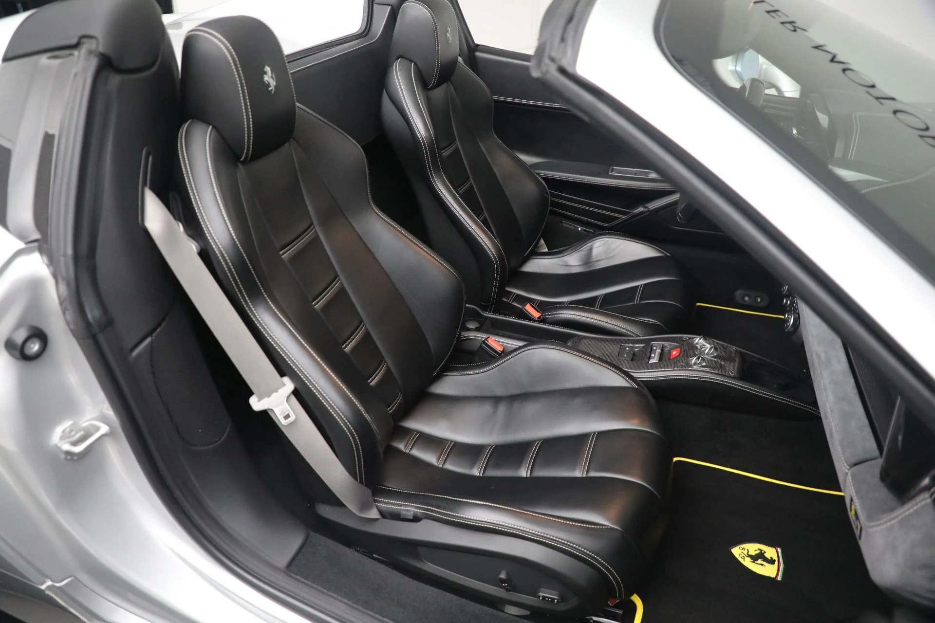 mph021_2348463409_Used_2015_Ferrari_458_Spider_d7ca22fd98