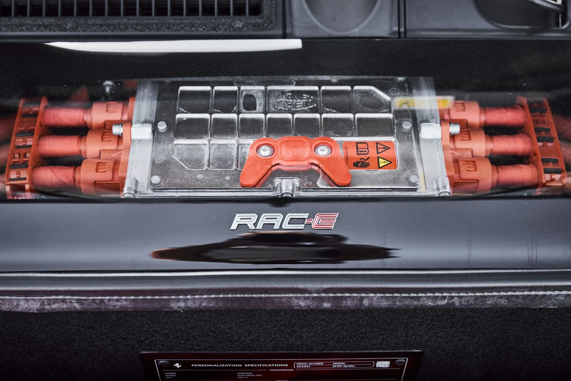 mph021_2353371277_Used_2024_Ferrari_SF_90_Spider_Base_1776734311_28573f0002