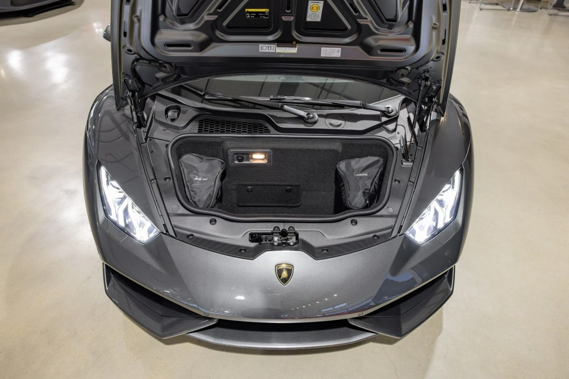 mph021_235385948_Ng_f099e335e3