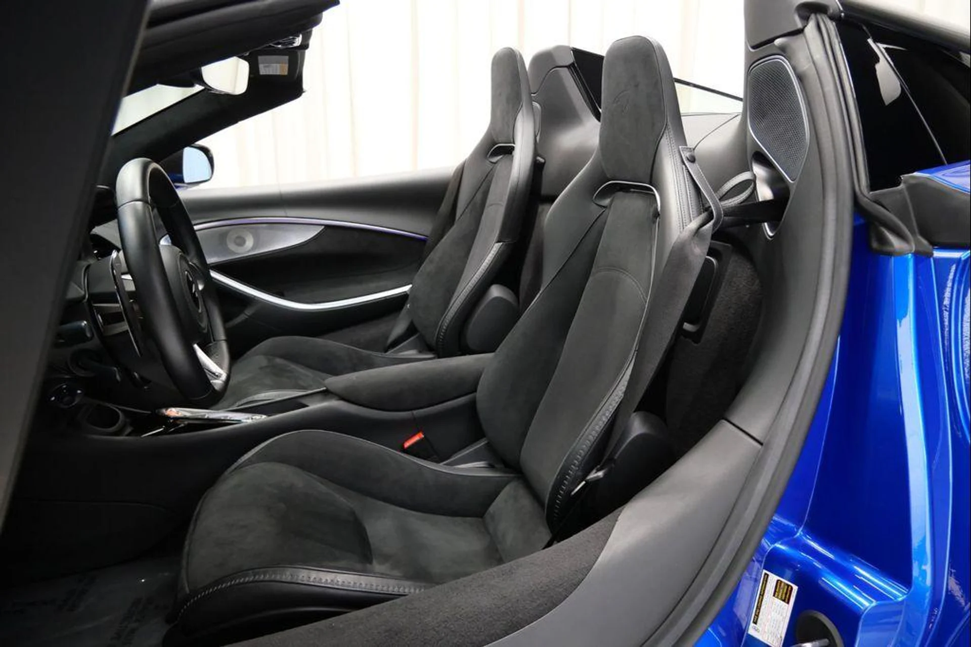 mph021_2355101349_1_Y_Ux_Wh_Xovy_Bj_Z5_F7_QM_Ik_VU_3_Wuo_1eeae95da2