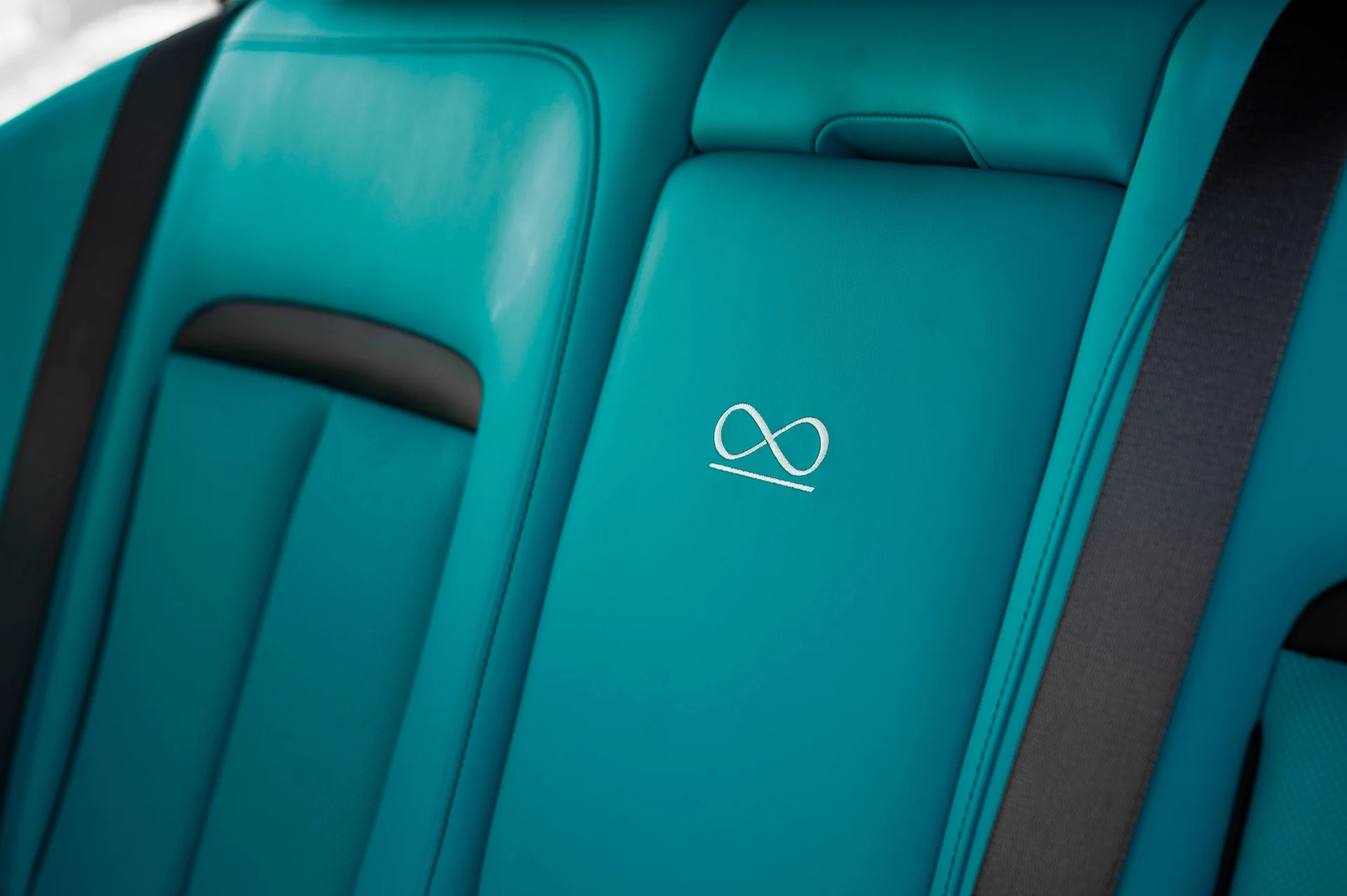 mph021_2357750638_bd65e7756112406b866a542ffc09b2c8_4d85ede541