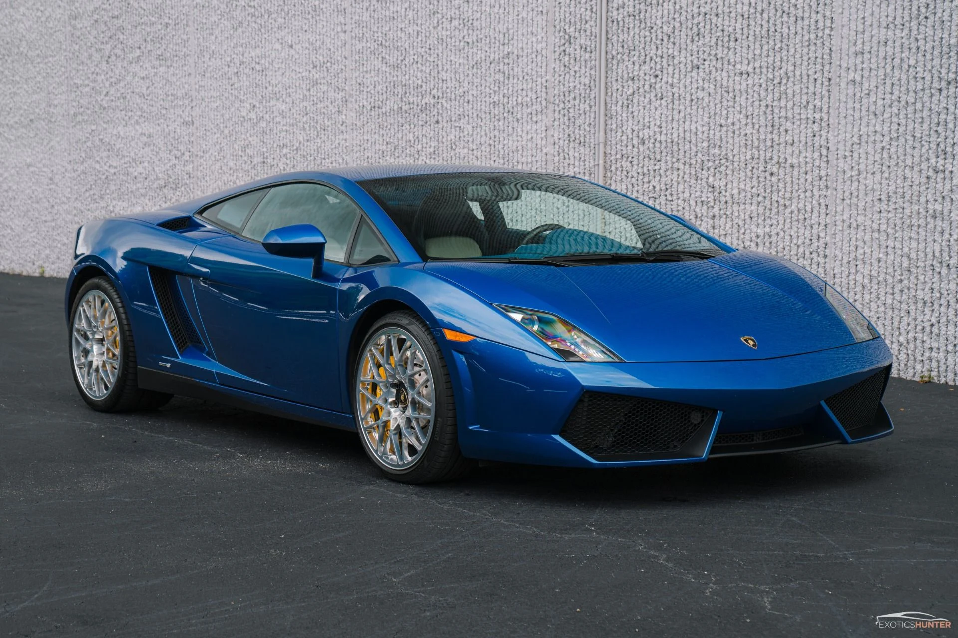 mph021_2362142630_Used_2013_Lamborghini_Gallardo_LP_550_2_w_Front_Lift_Reverse_Camera_Bespoke_Interior_1752615451_21f1aac483