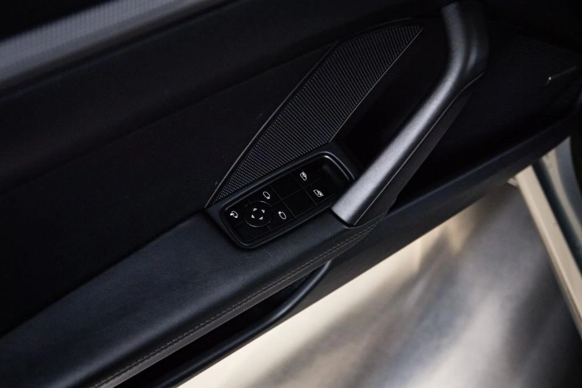 mph021_2362250990_EO_2_Ra1euq_Cn_HA_9uk_Qdy4a_E_Cc_OU_a94920e8b4