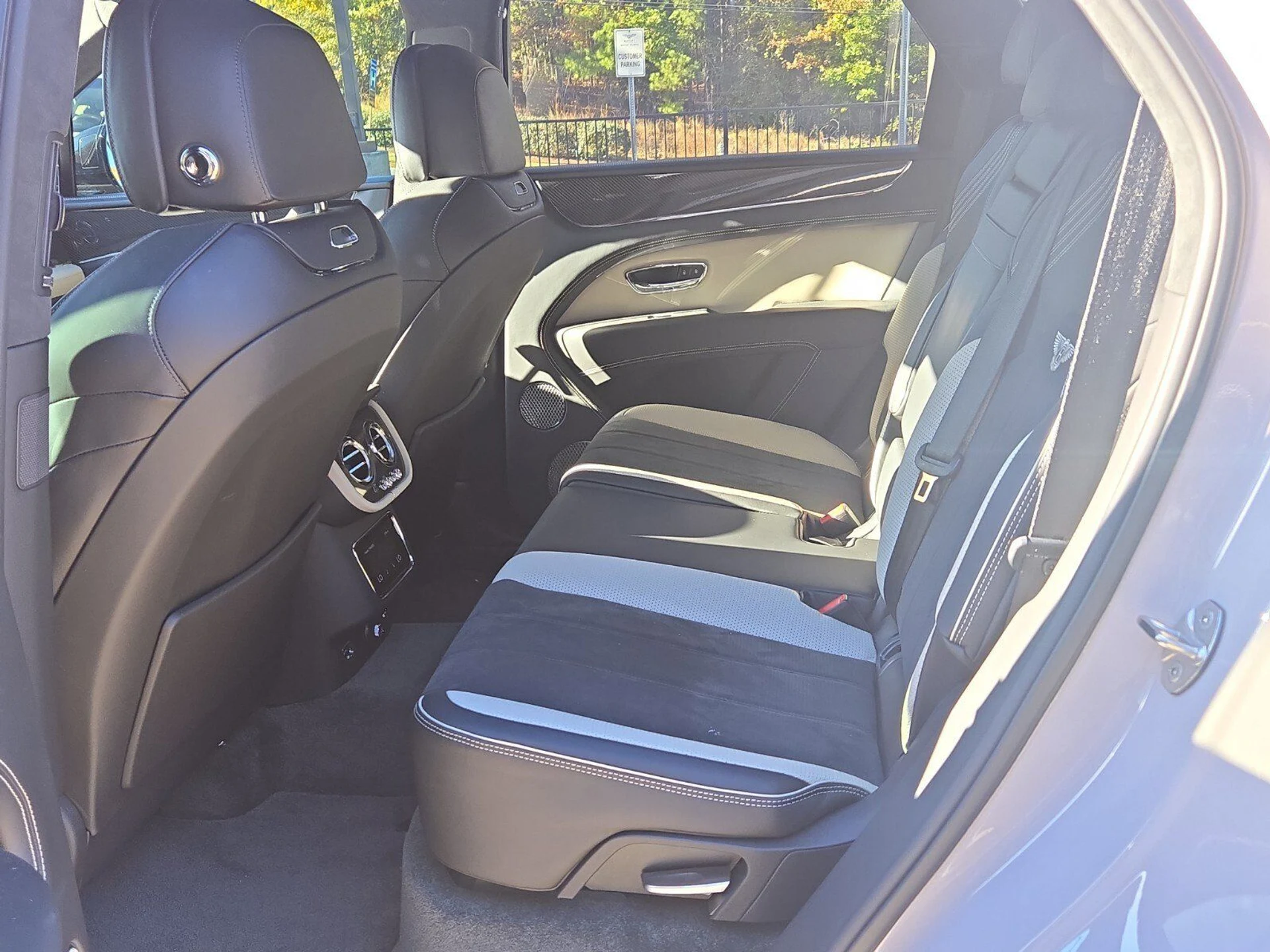 mph021_236235212_519eac89a466e42be42a9ffe8d9728f8x_f2194f620a