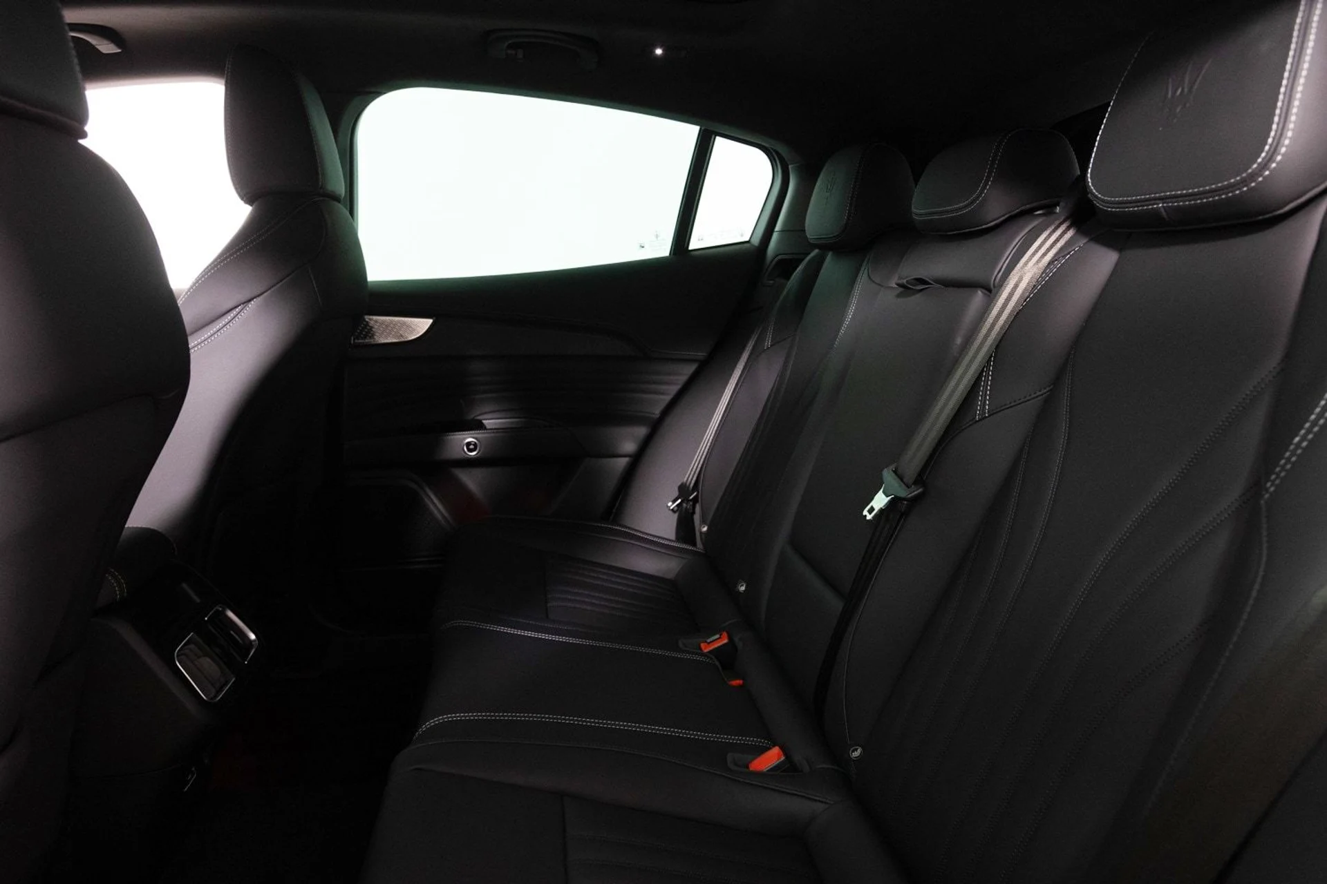 mph021_2365260936_5dbce673f7e84e08808cbf06c3374157_ad34a999e8