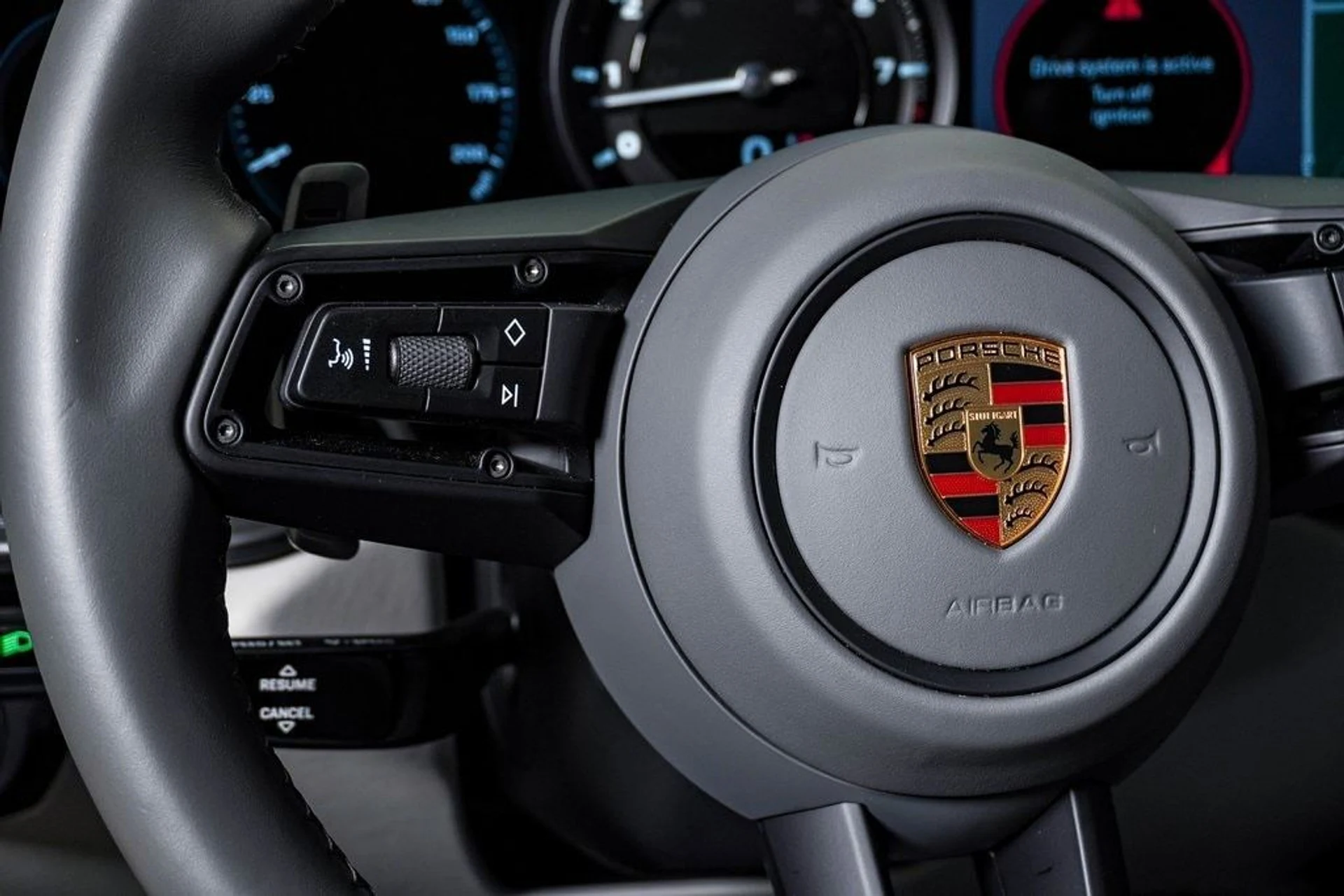 mph021_2369091323_e3440f4f1635e1ae6a73740ad908f76bx_c3da846436