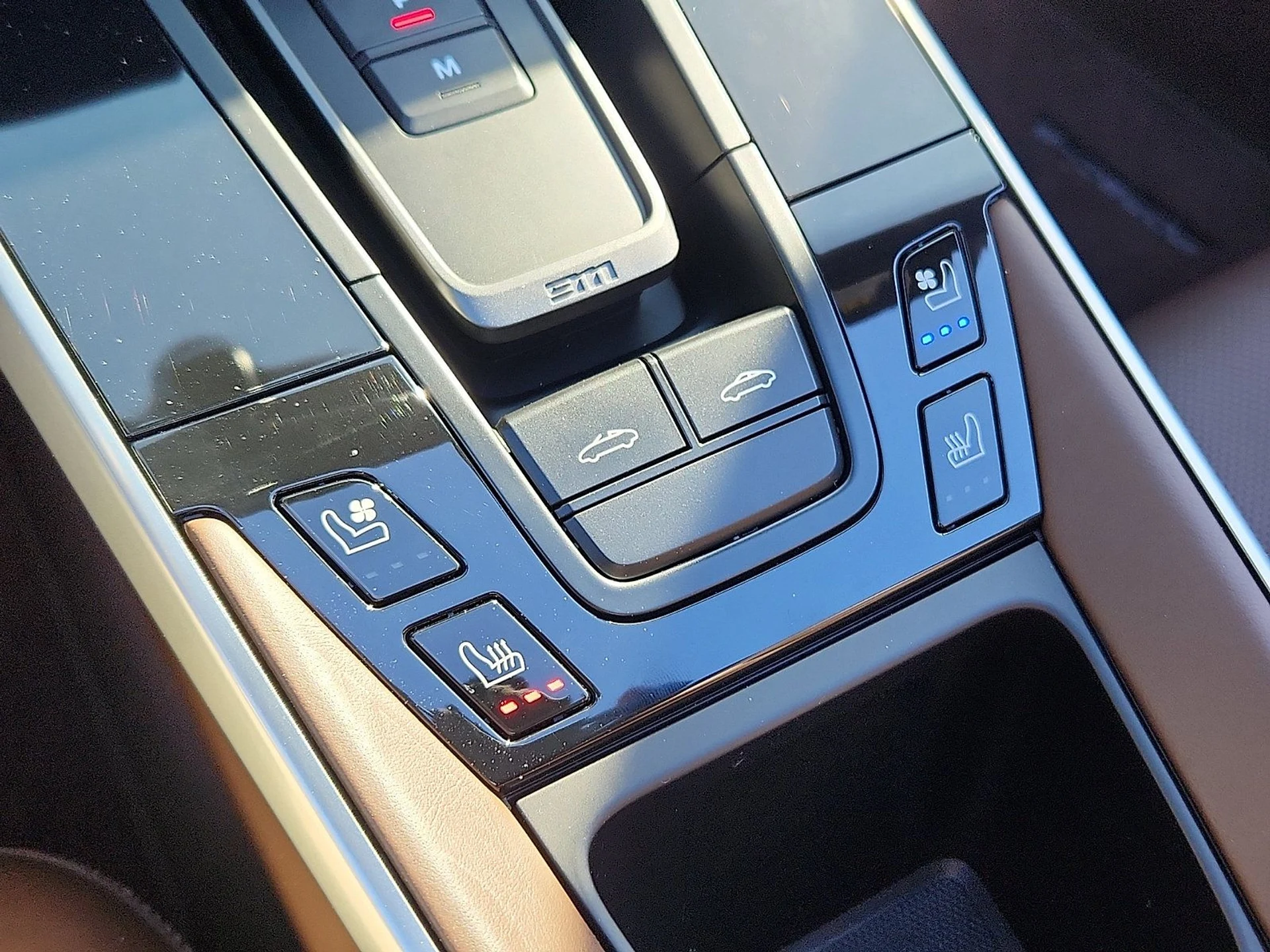 mph021_2375987674_a43bfa7c329580f73a9f742532dc2b65_9a9159c108