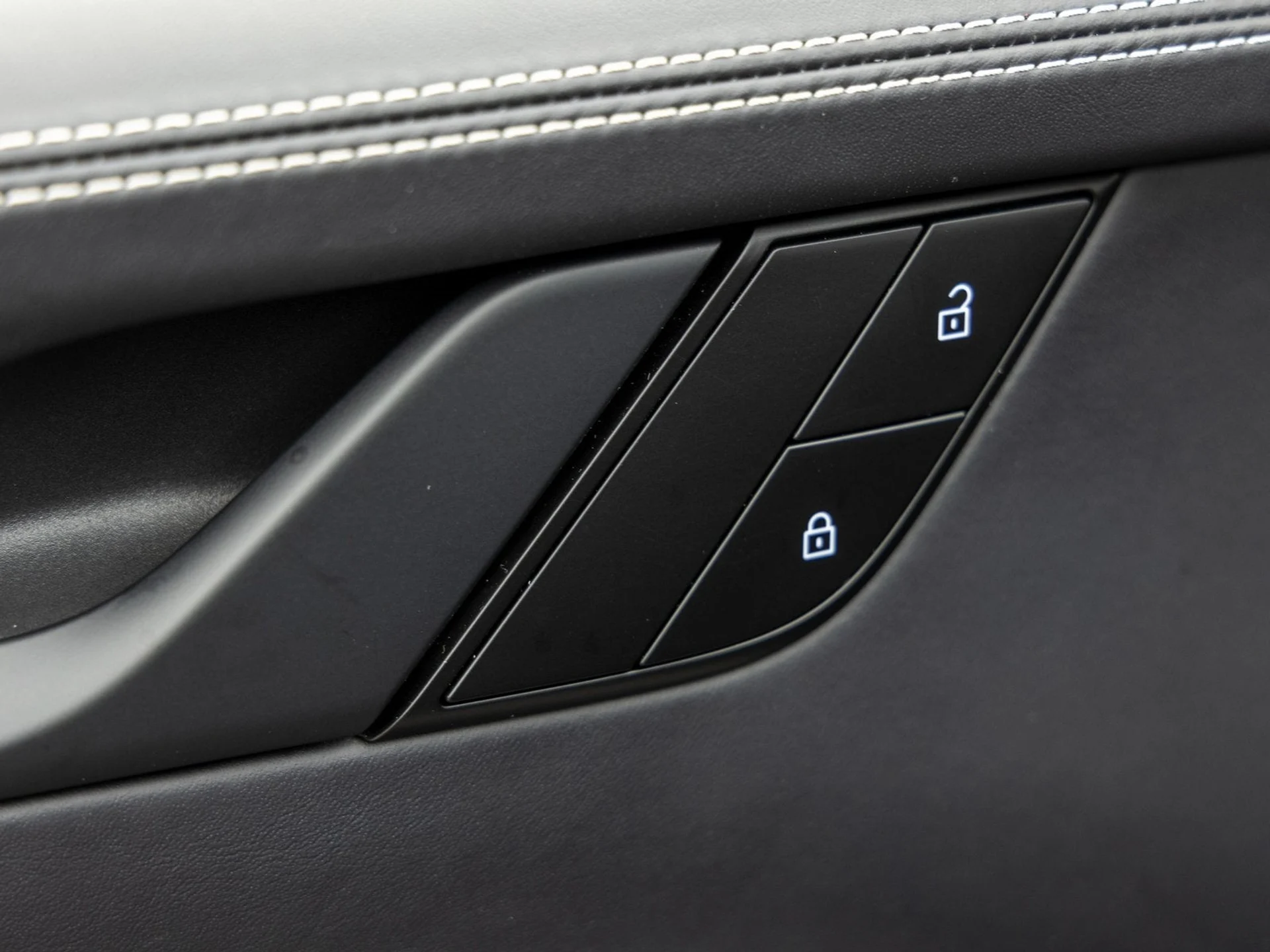 mph021_2378274972_22_91de1d8dc1