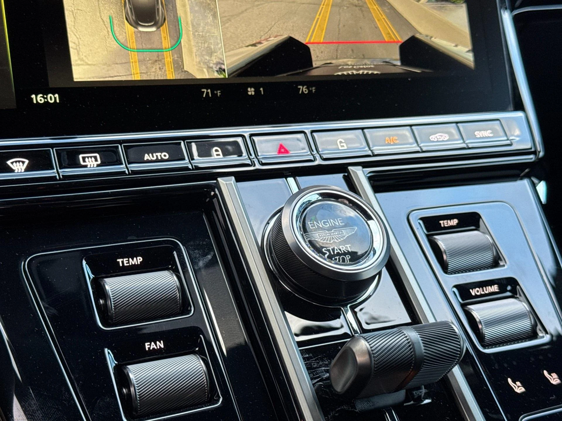 mph021_237899362_New_2026_Aston_Martin_Vantage_S_1767798679_5eae9494f3