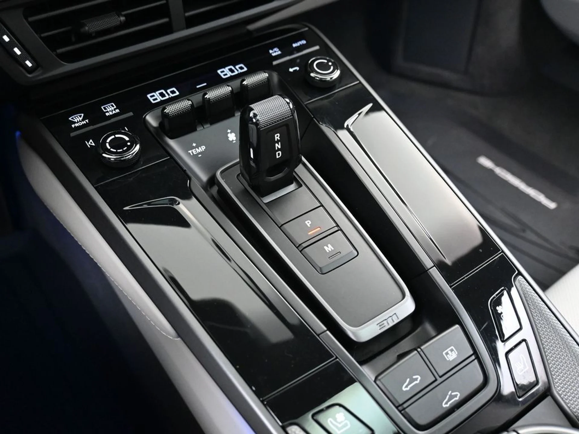 mph021_2379774120_07564ecfd5c137910da99b059b5fe948_62e3d12def