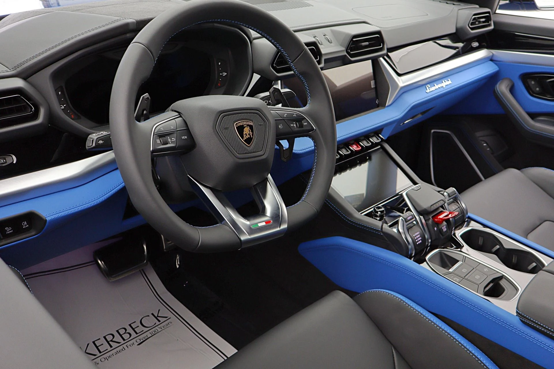 mph021_2384993724_New_2026_Lamborghini_Urus_SE_27094b08f6